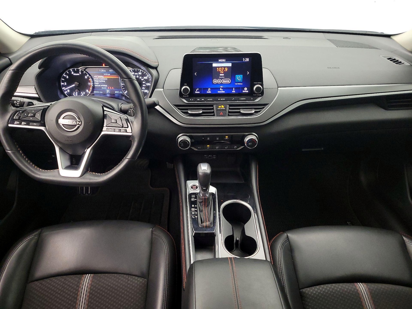 2023 Nissan Altima SR - Photo 10