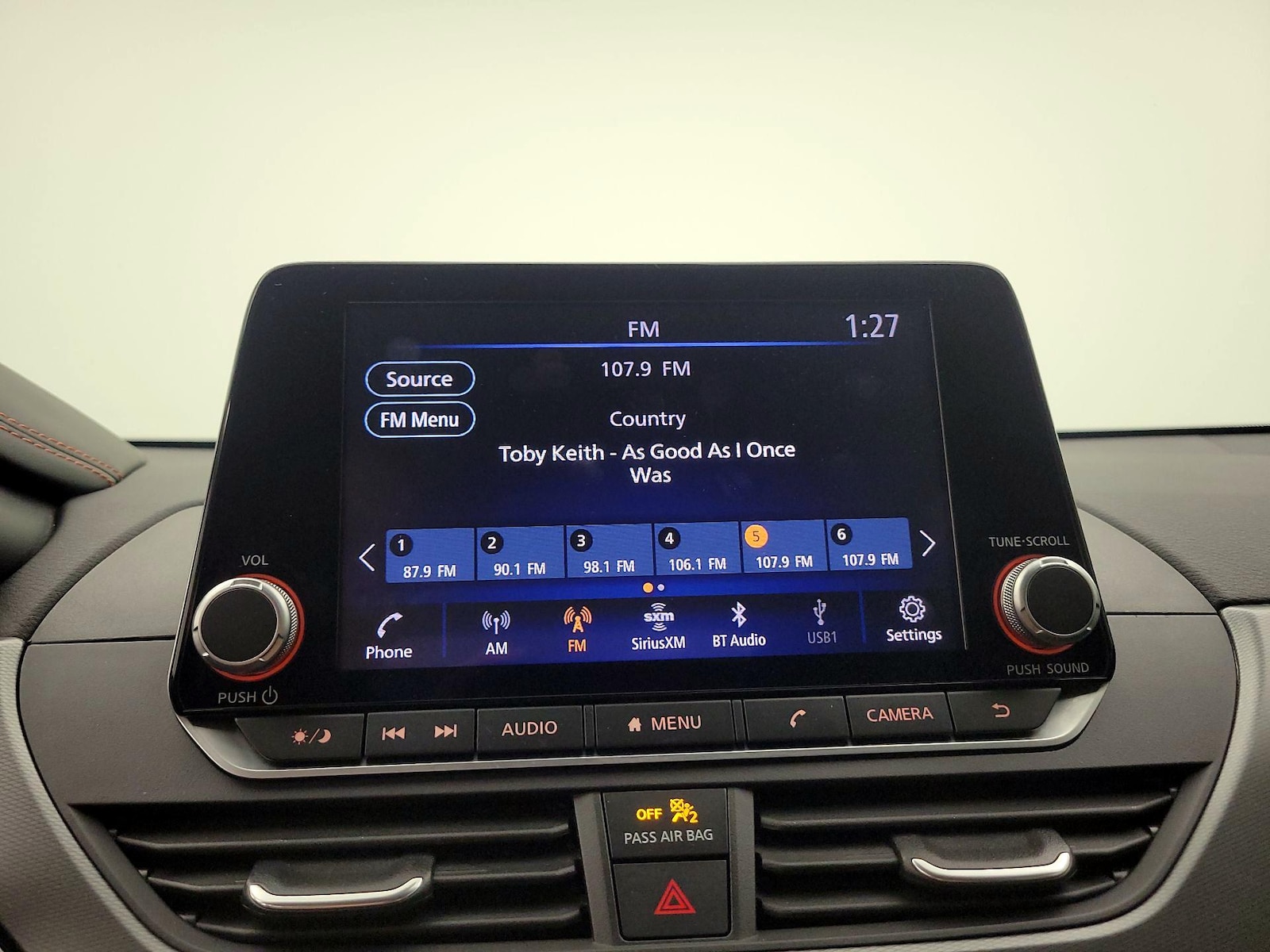 2023 Nissan Altima SR - Photo 16