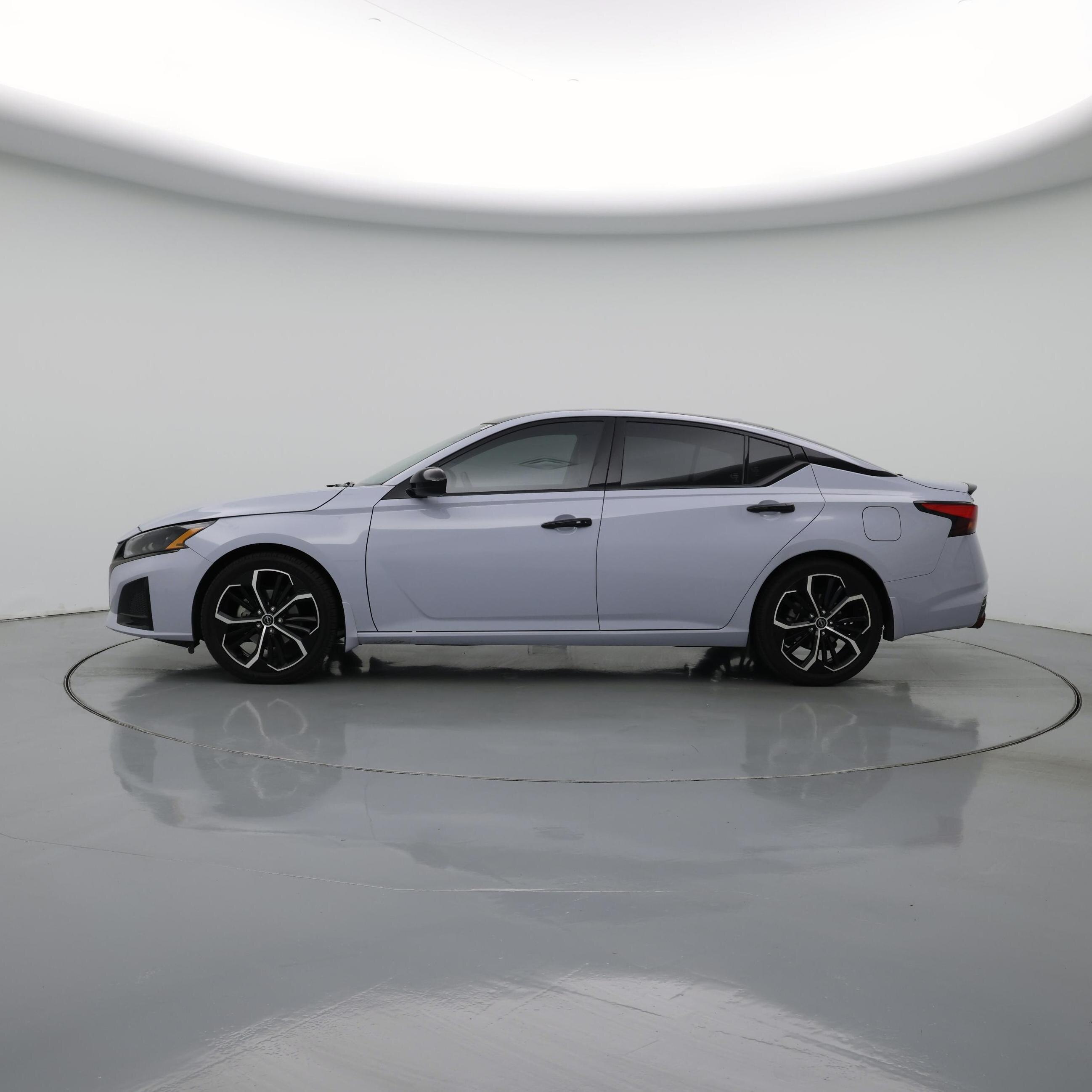 Thumbnail: 2023 Nissan Altima - 3