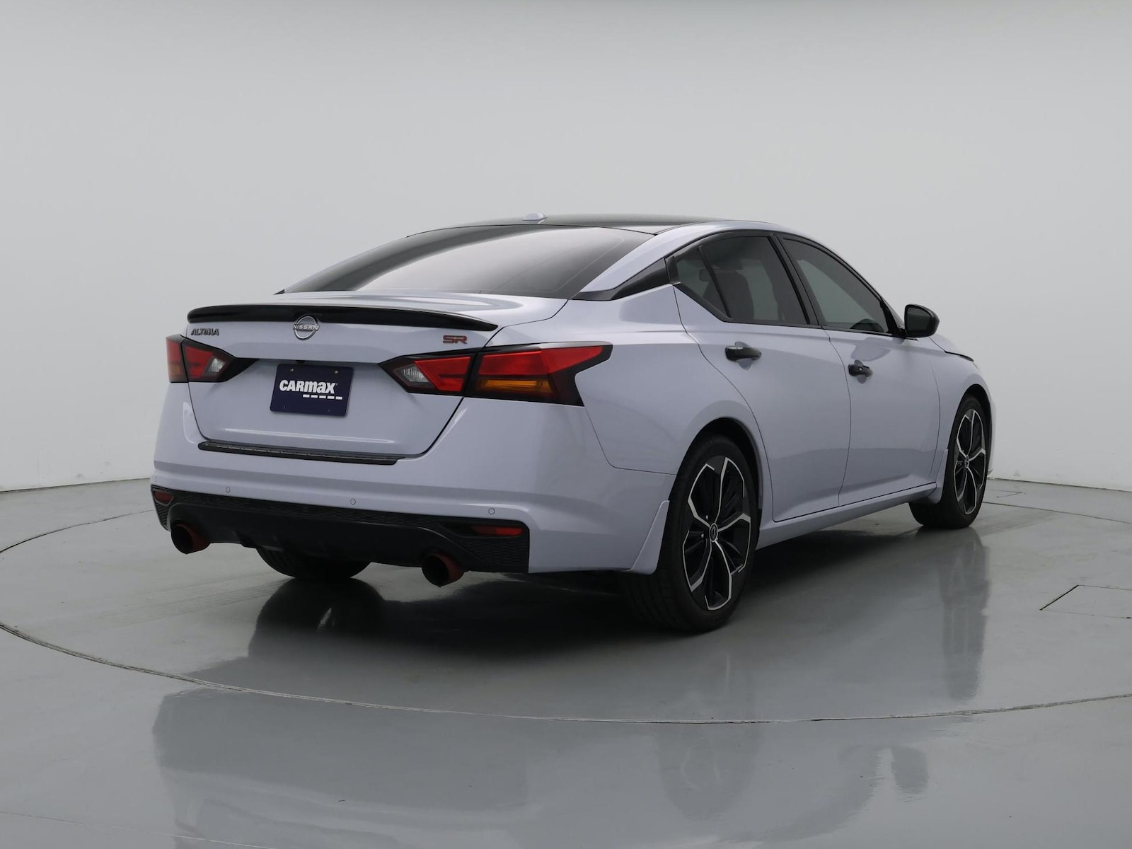 2023 Nissan Altima SR - Photo 9