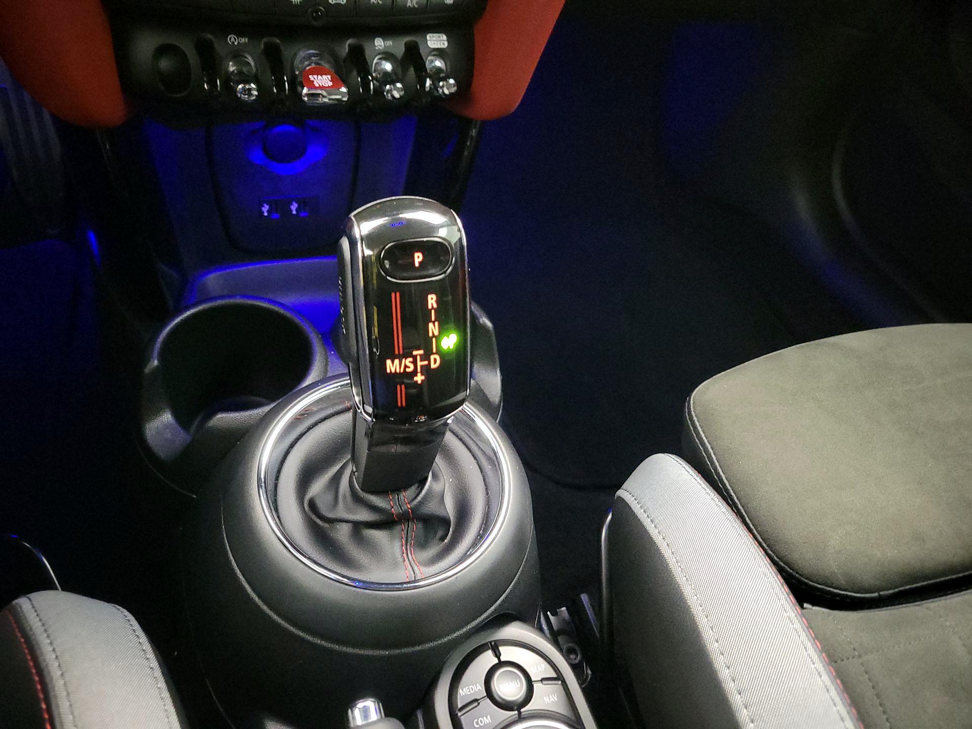 Thumbnail: 2020 MINI Cooper - 18