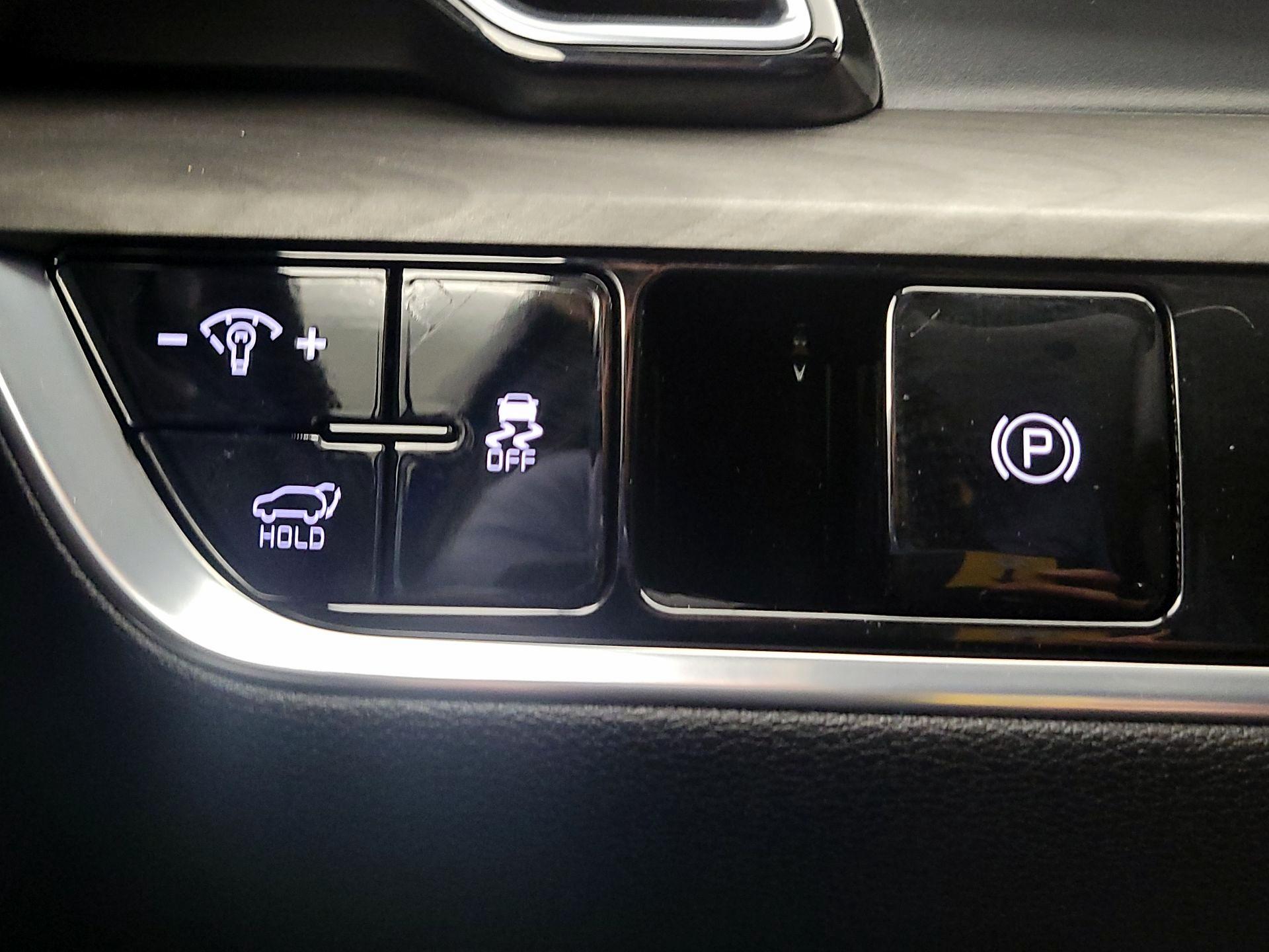 Thumbnail: 2025 Kia Sportage - 13