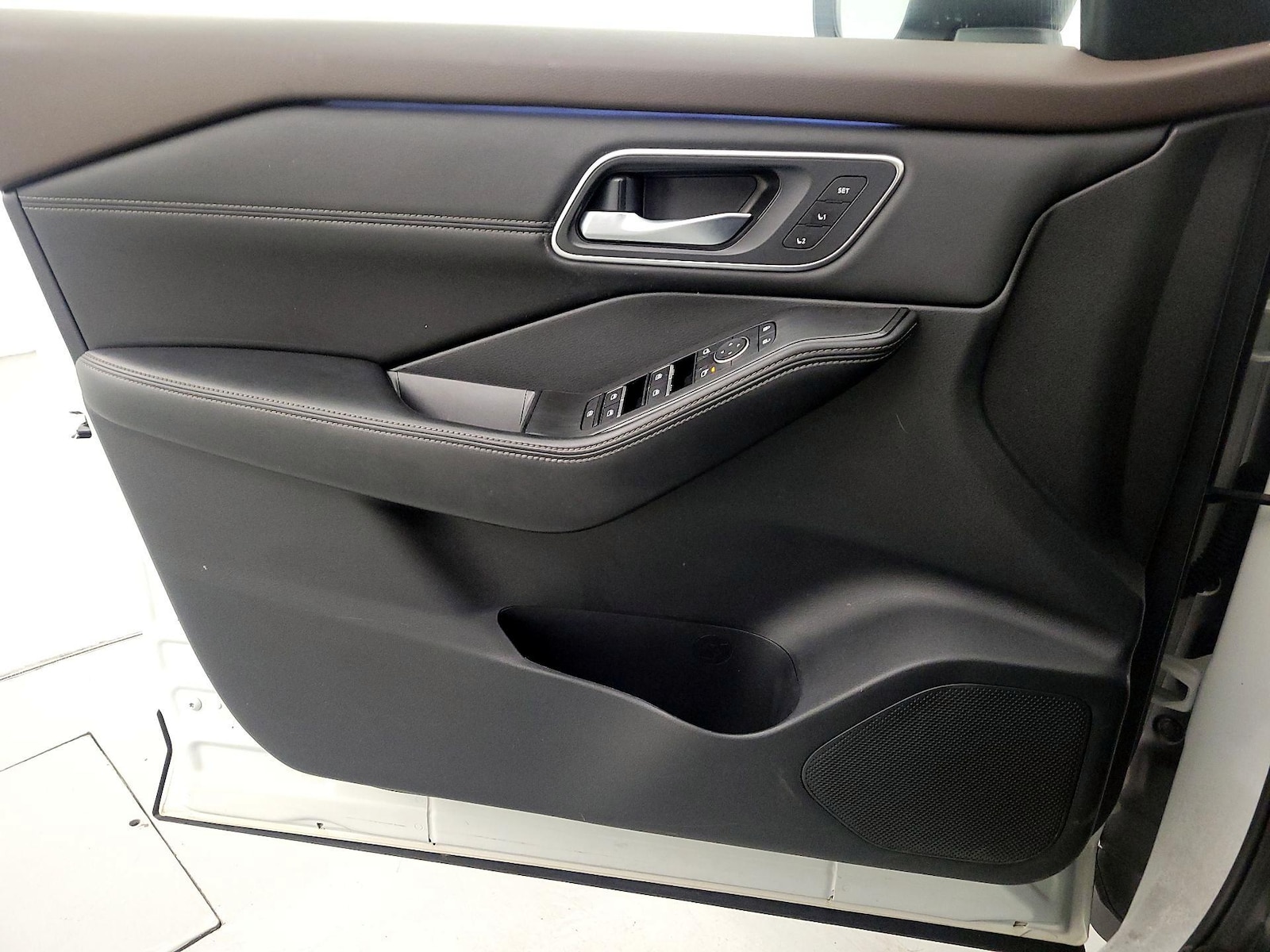 2023 Nissan Rogue Platinum - Photo 13