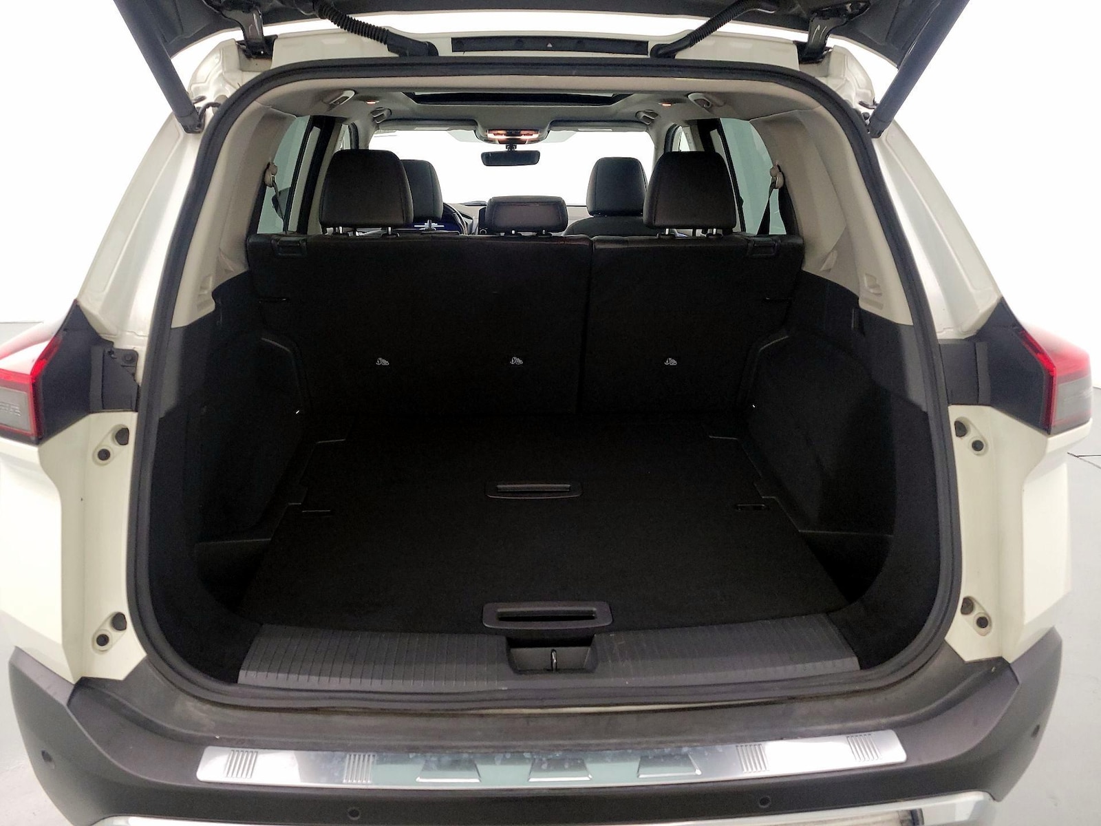 2023 Nissan Rogue Platinum - Photo 23