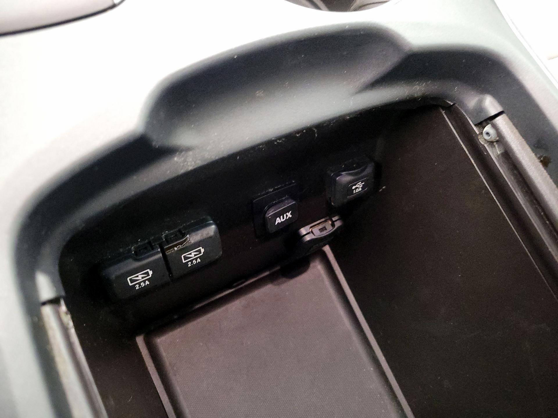 Thumbnail: 2017 Acura MDX - 18