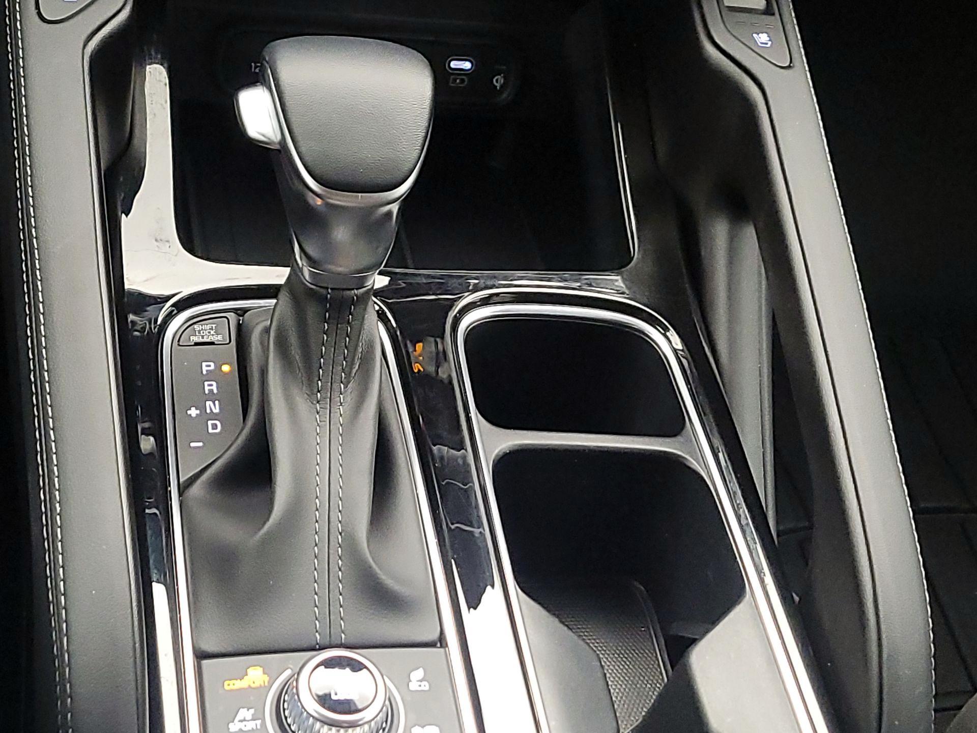 Thumbnail: 2024 Kia Telluride - 17