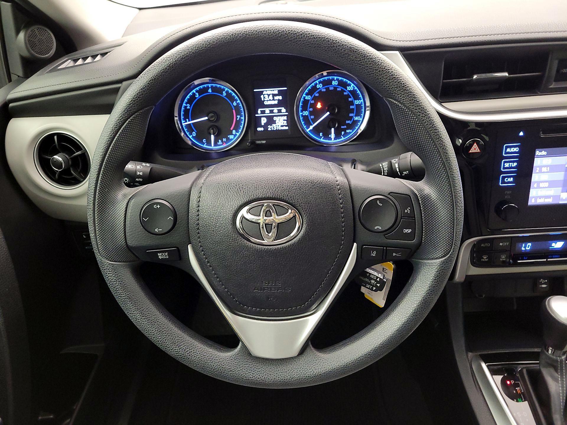 Thumbnail: 2017 Toyota Corolla - 10