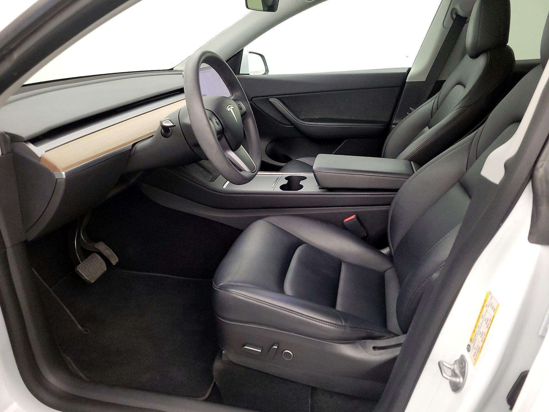 Thumbnail: 2022 Tesla Model Y - 11