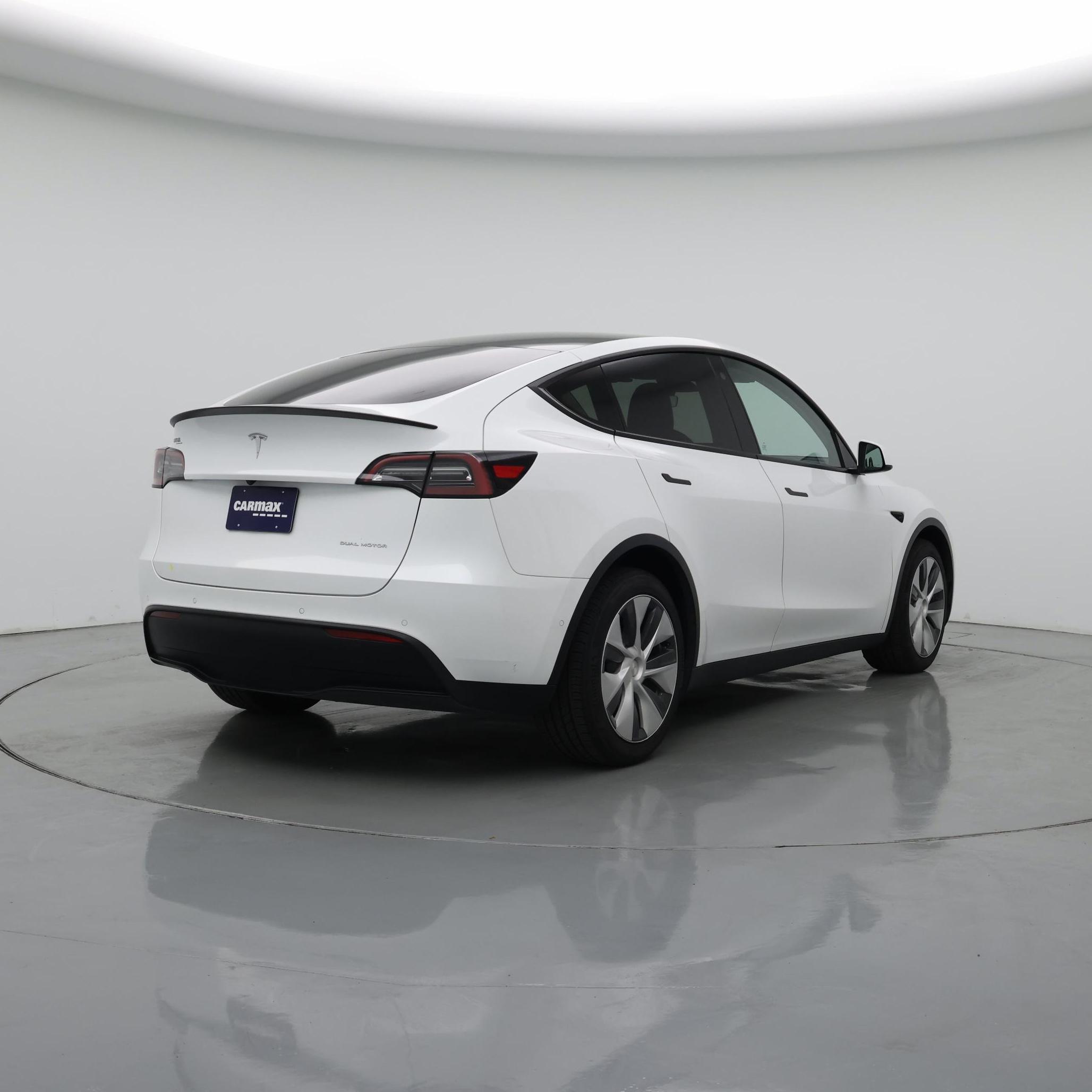 Thumbnail: 2022 Tesla Model Y - 8