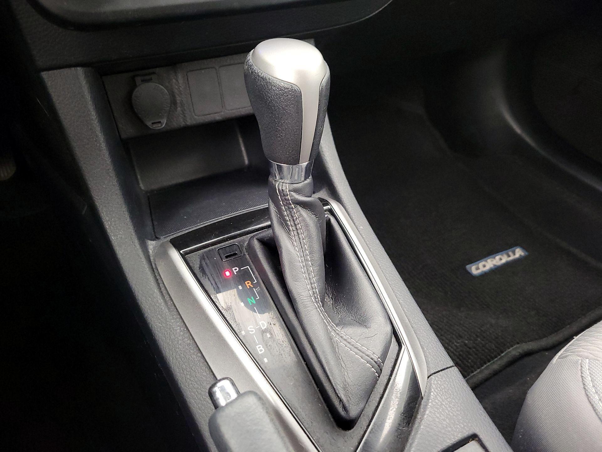 Thumbnail: 2016 Toyota Corolla - 17