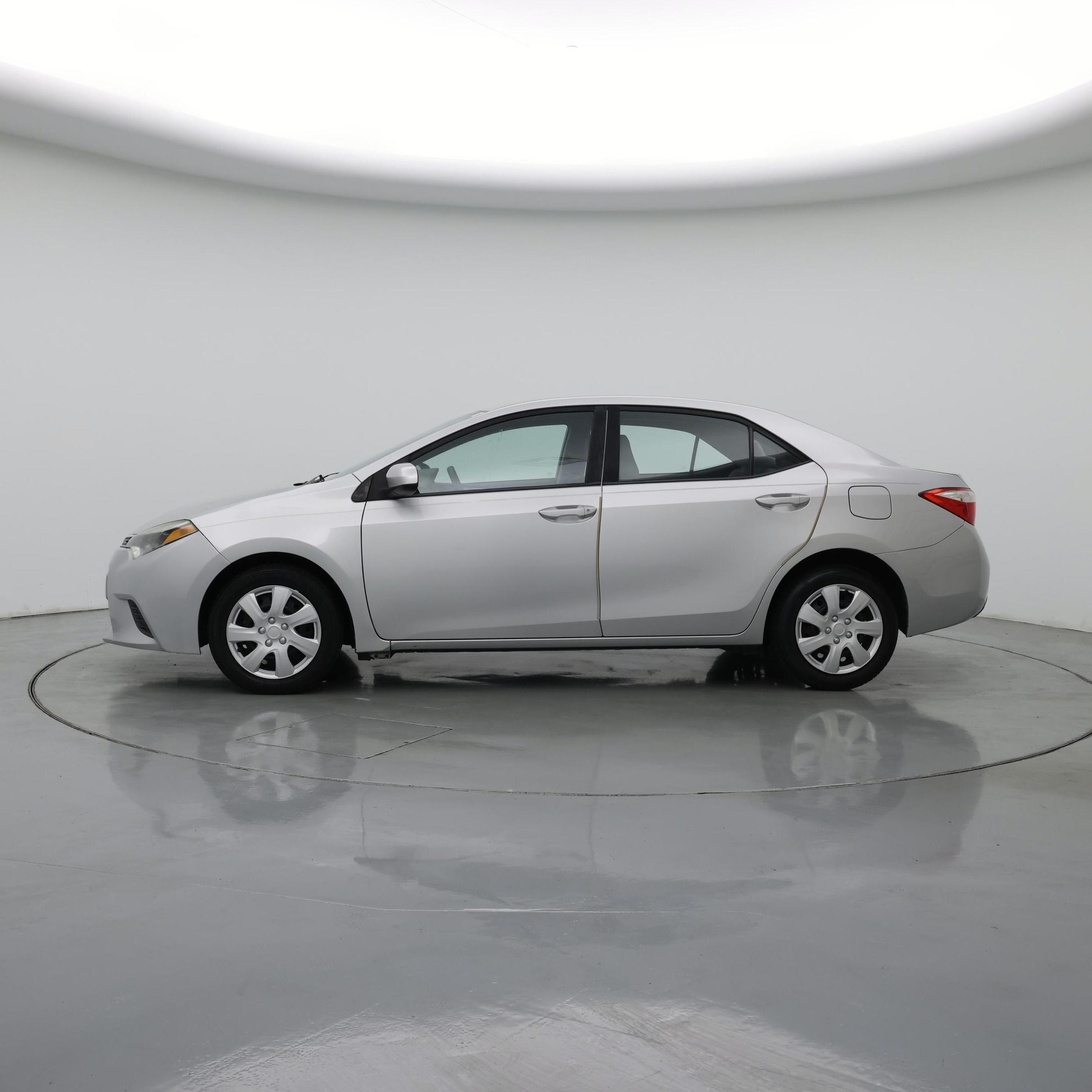 Thumbnail: 2016 Toyota Corolla - 3