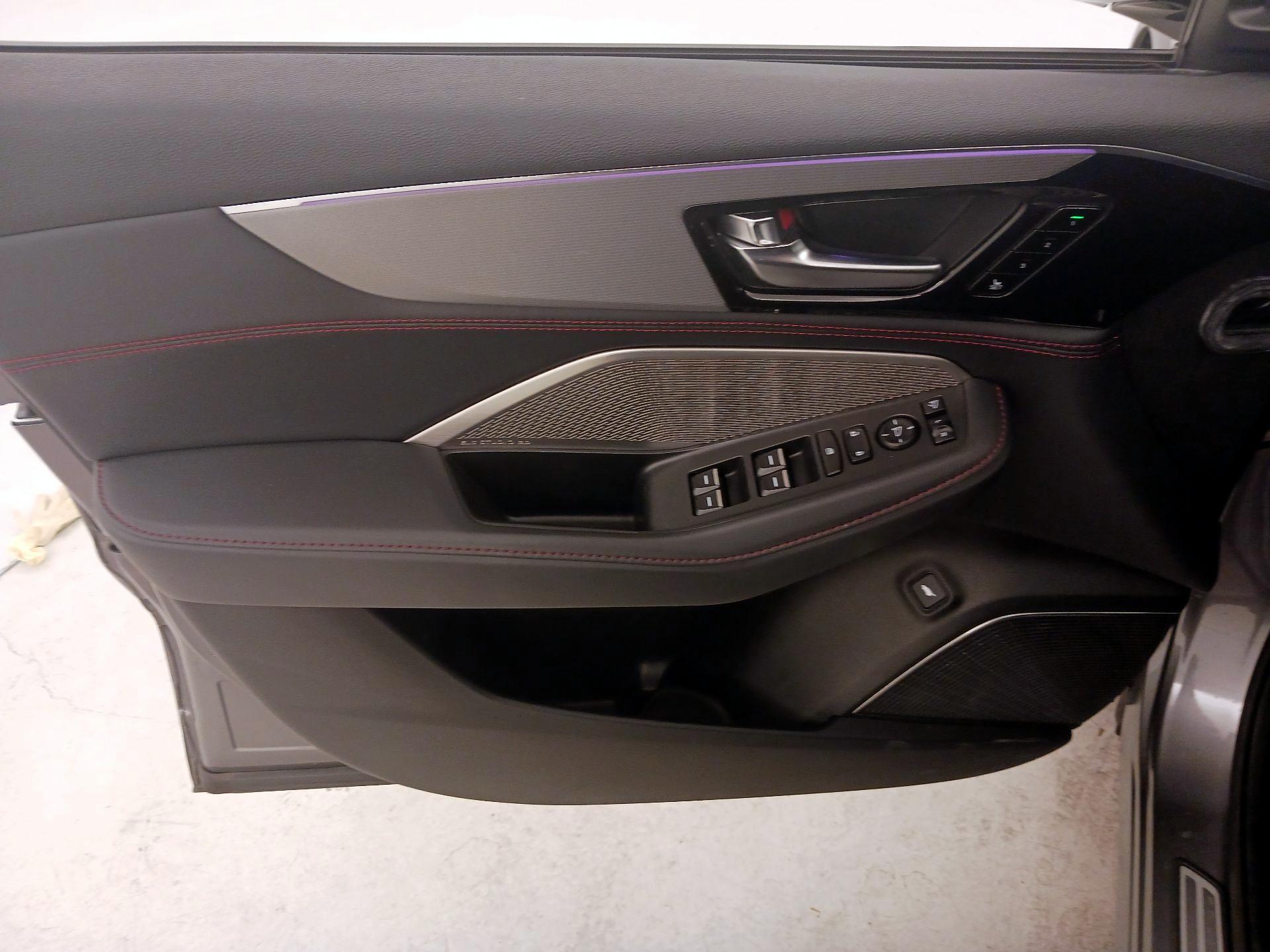 Thumbnail: 2022 Acura MDX - 12