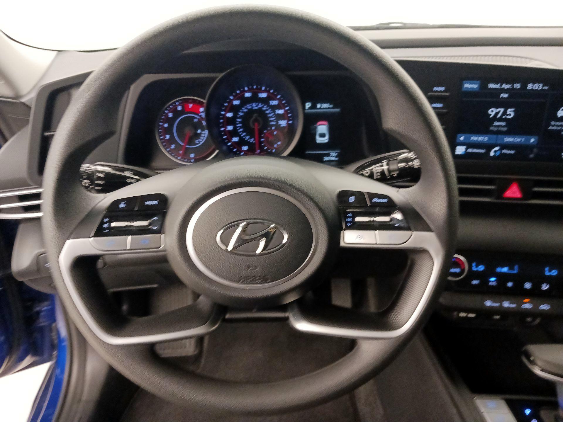 Thumbnail: 2023 Hyundai Elantra - 10