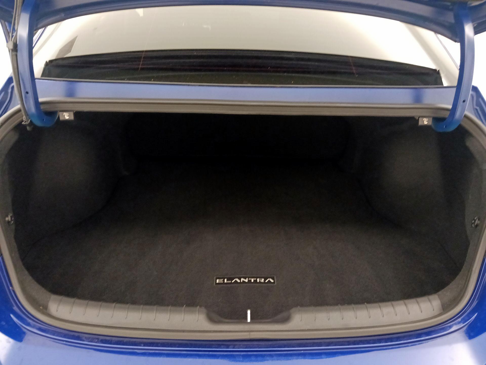 Thumbnail: 2023 Hyundai Elantra - 20