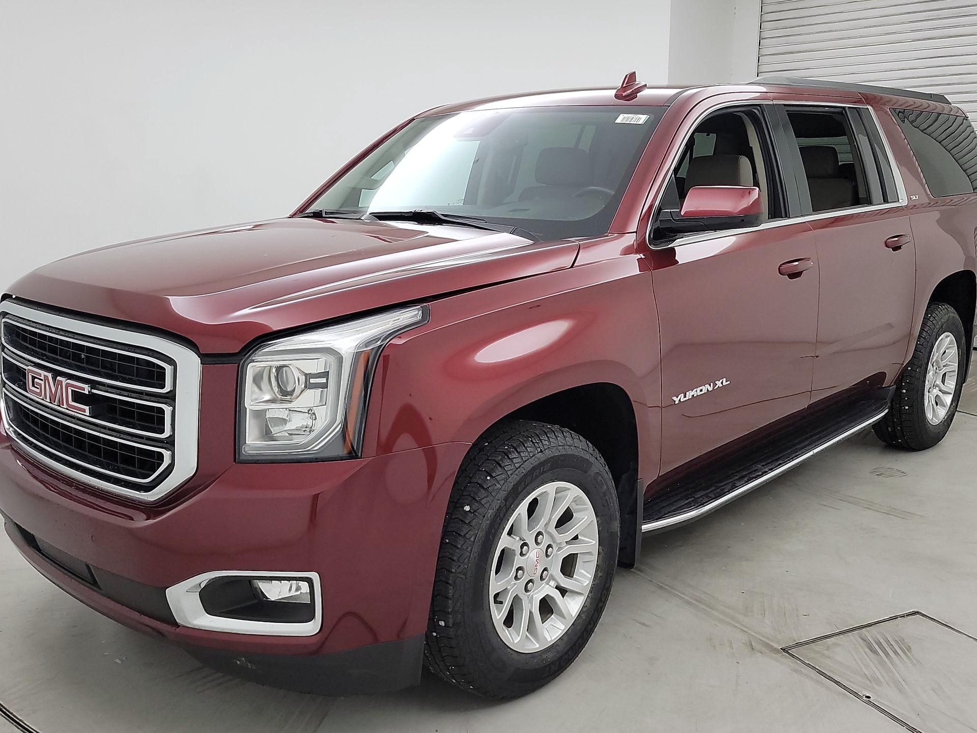 Thumbnail: 2020 GMC Yukon XL - 3