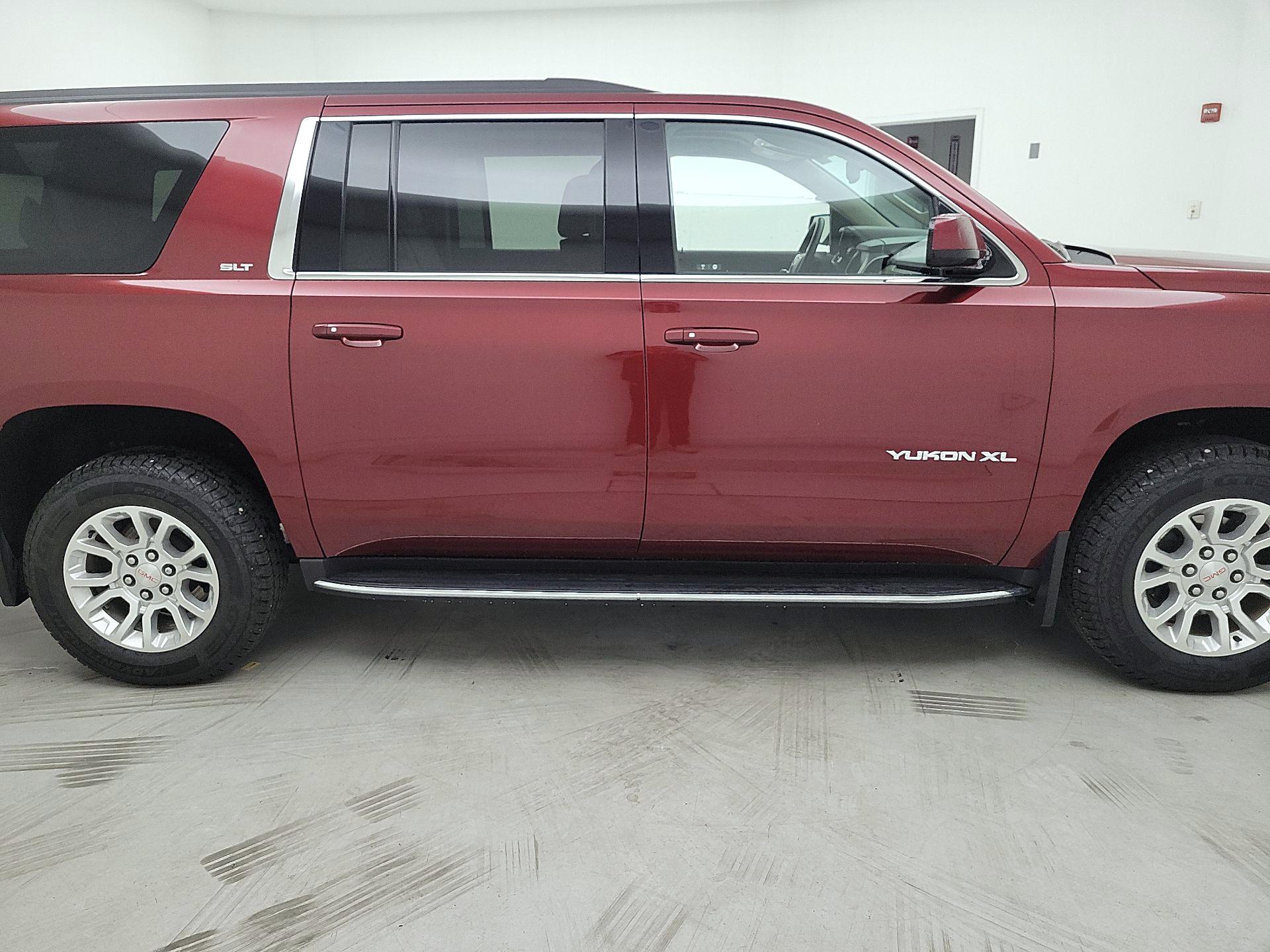 Thumbnail: 2020 GMC Yukon XL - 4