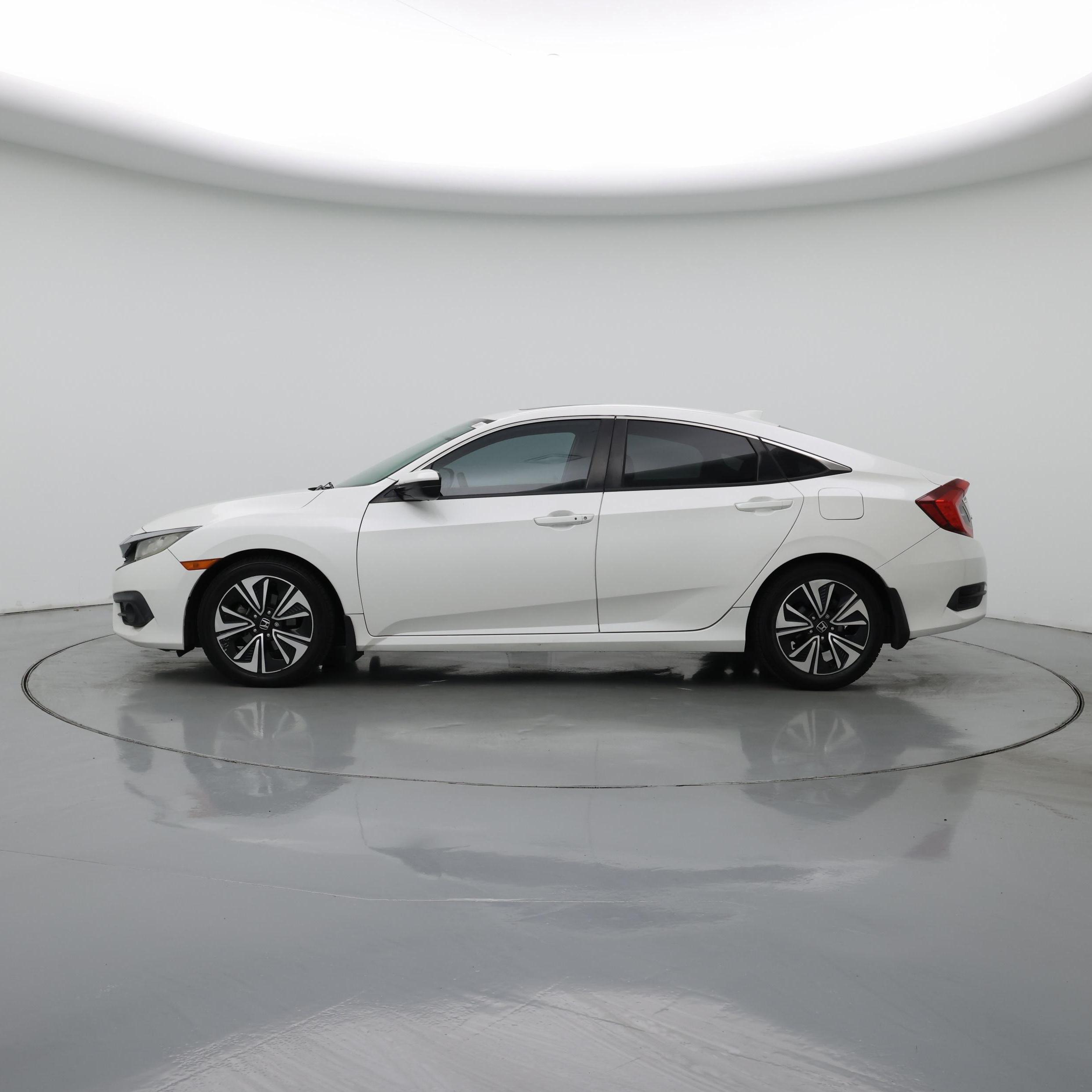 Thumbnail: 2017 Honda Civic - 3