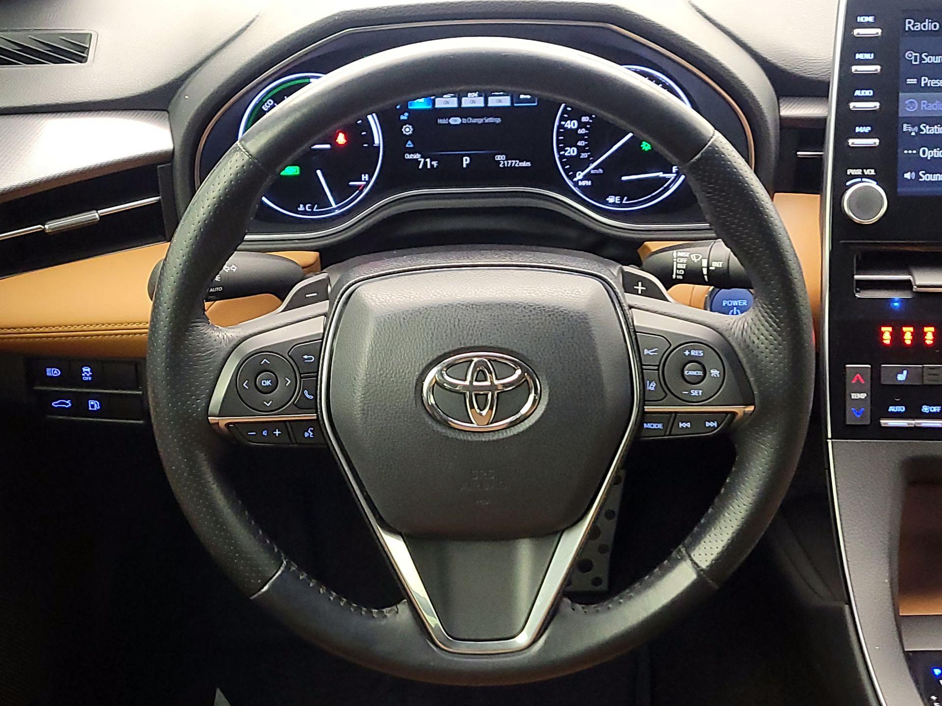 Thumbnail: 2021 Toyota Avalon - 10