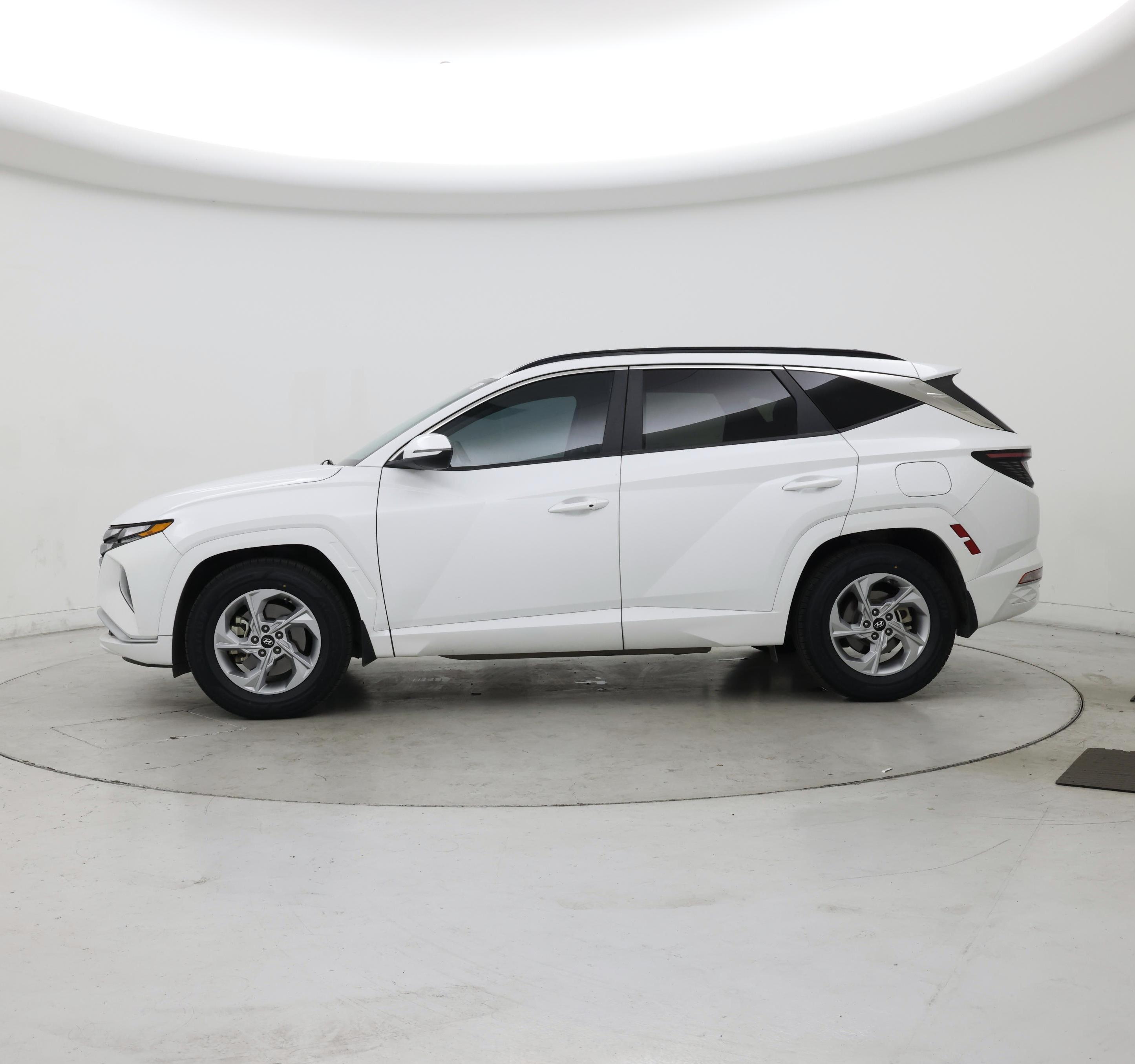 Thumbnail: 2022 Hyundai Tucson - 3