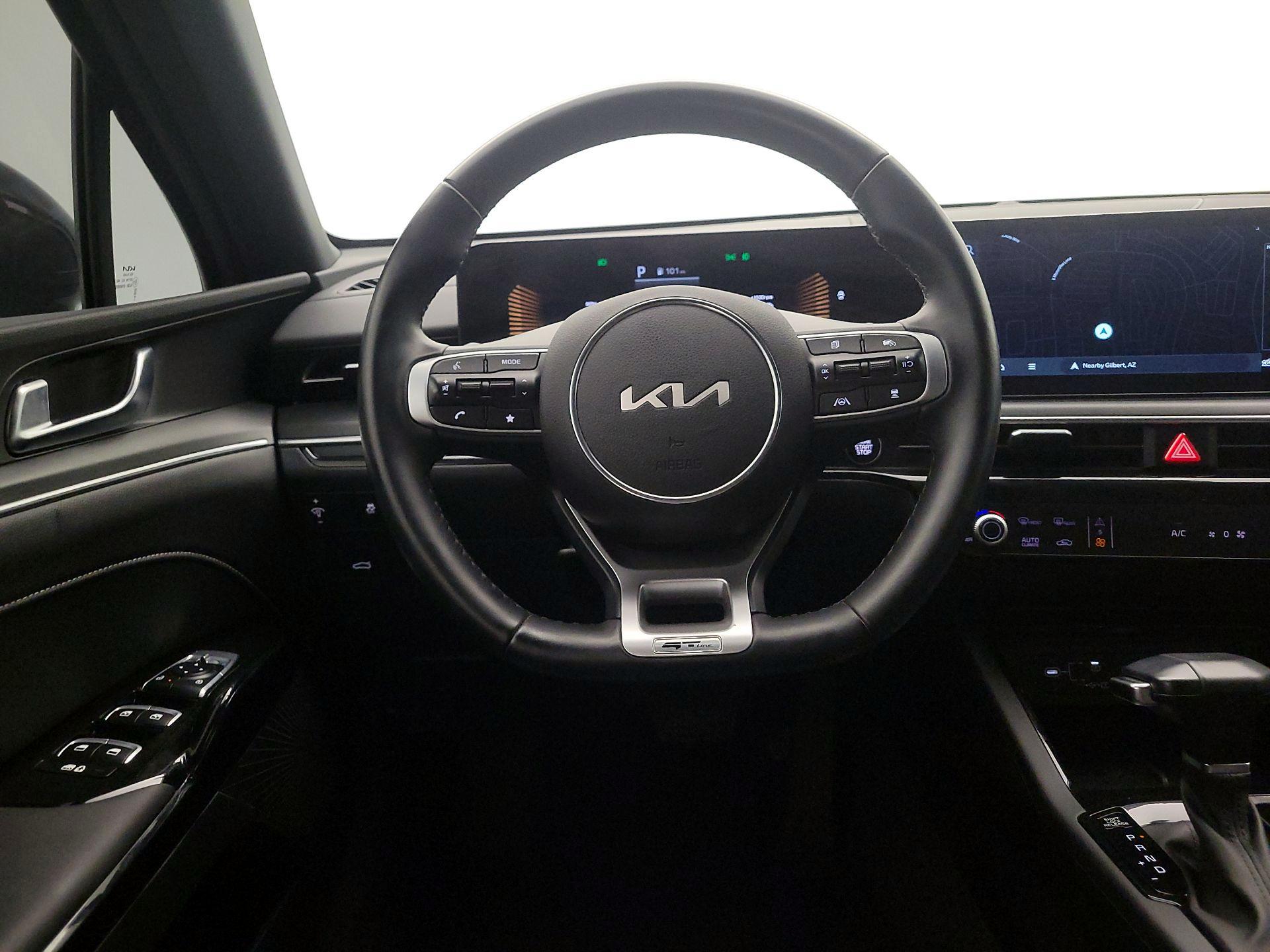Thumbnail: 2025 Kia K5 - 10