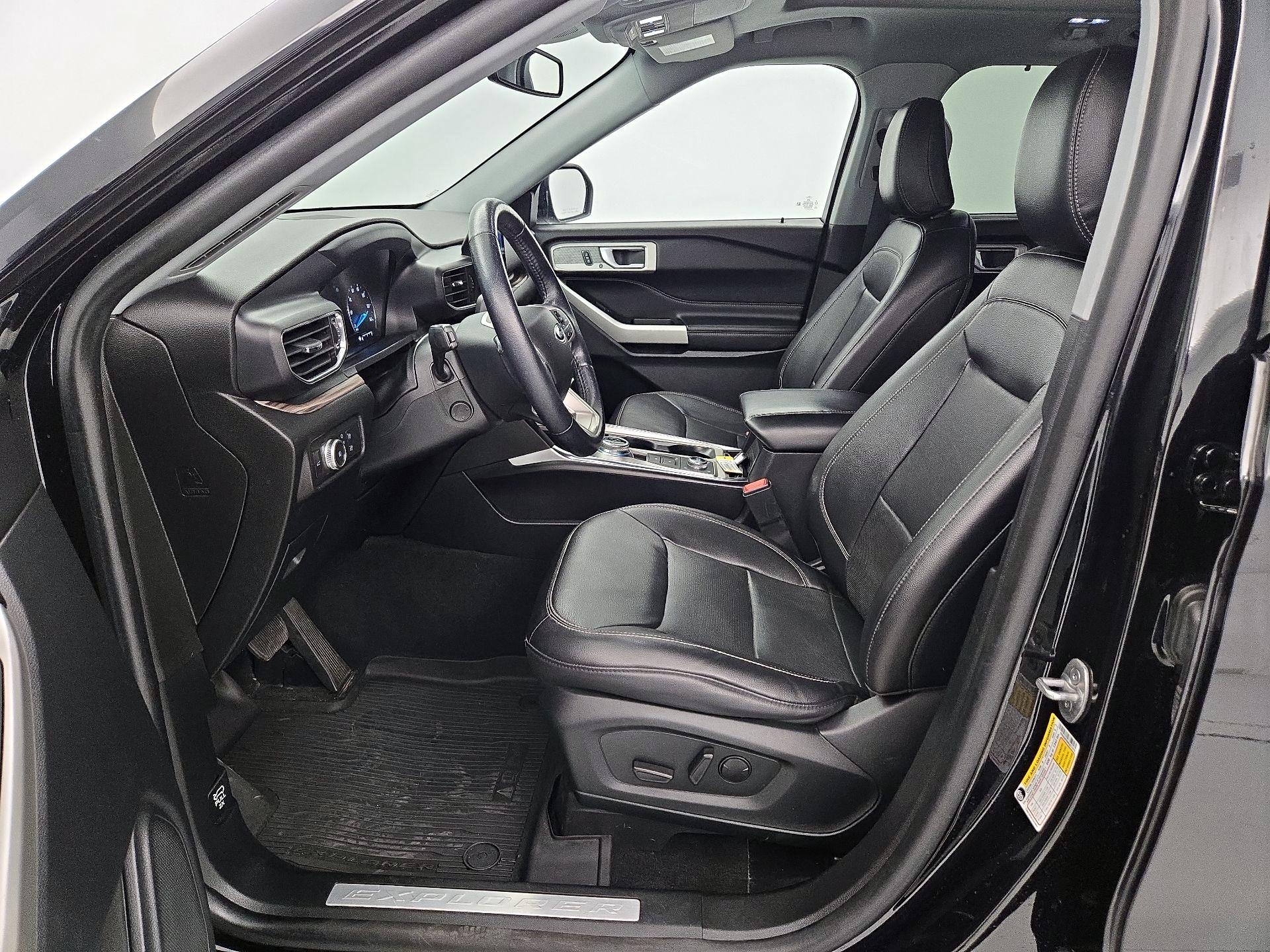 Thumbnail: 2021 Ford Explorer - 11