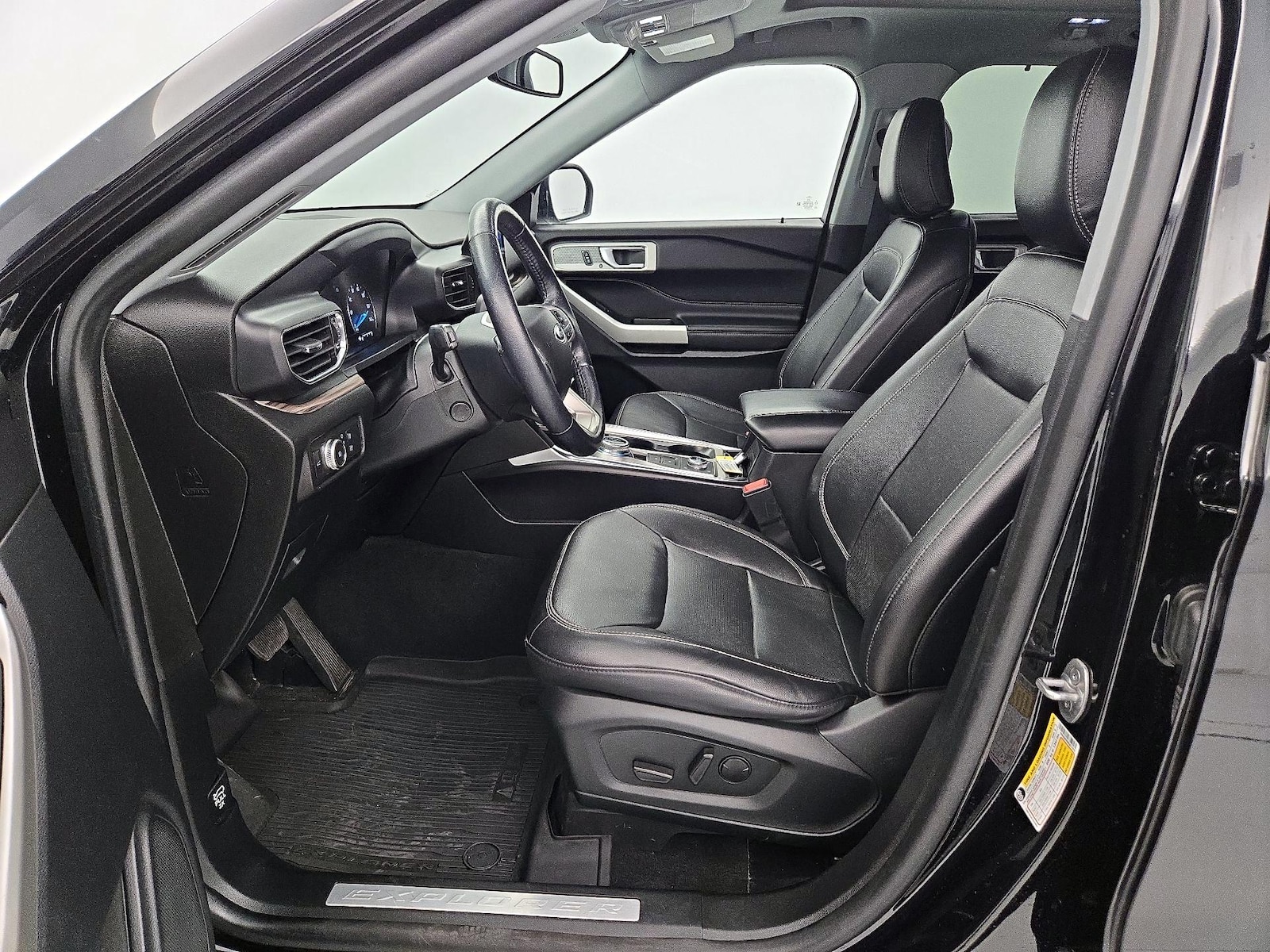 2021 Ford Explorer Limited - Photo 12