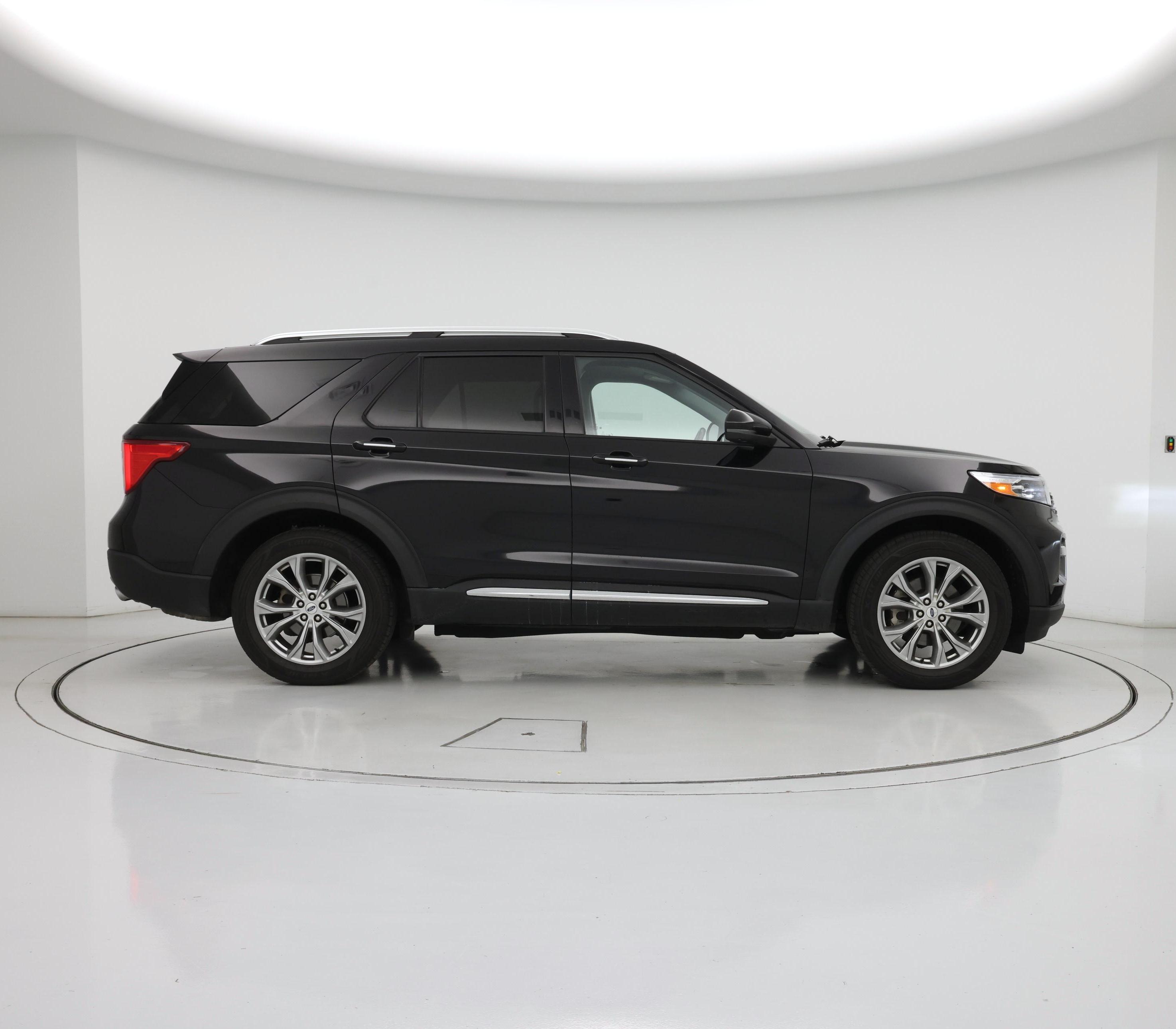 Thumbnail: 2021 Ford Explorer - 7