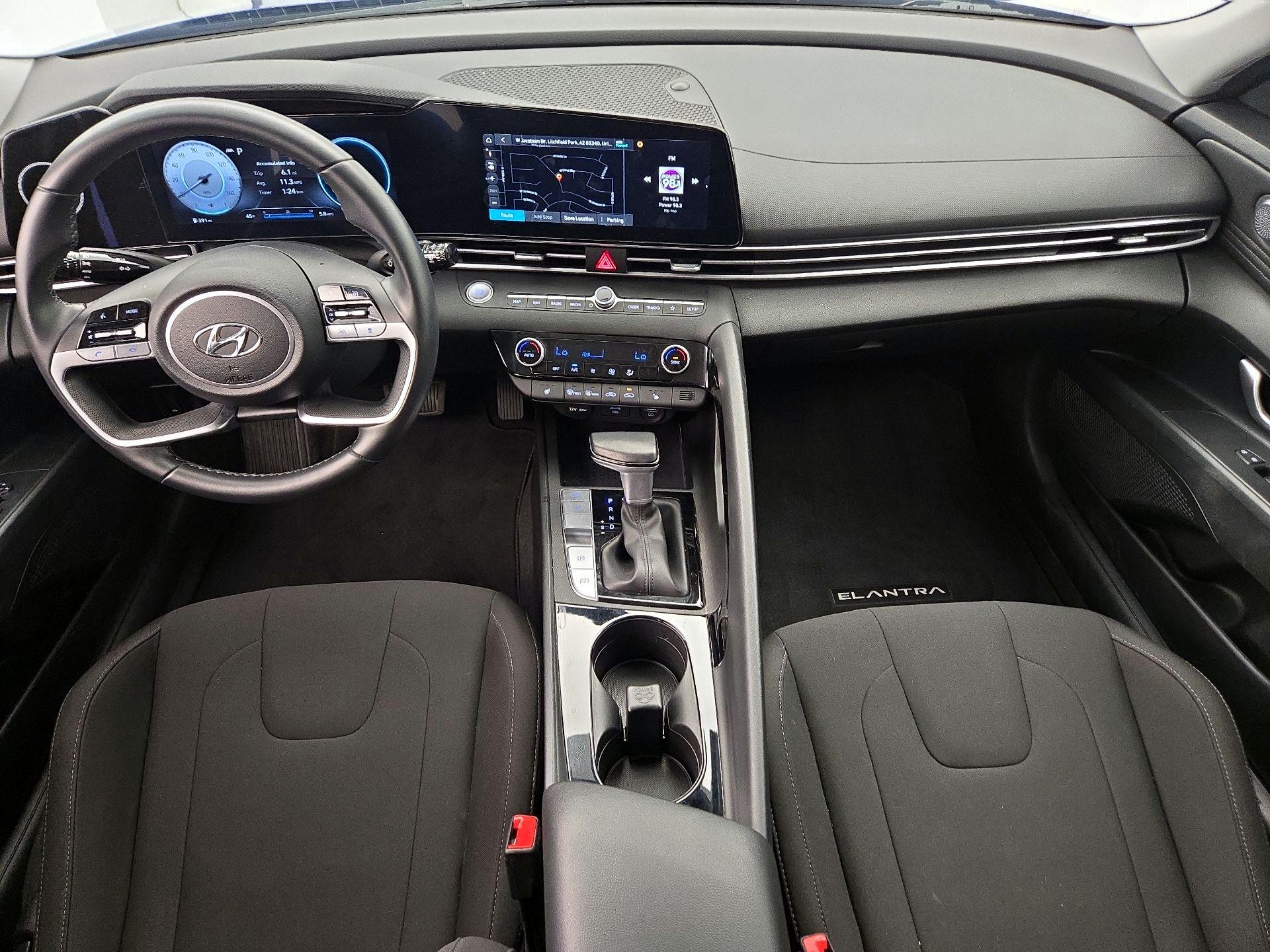 Thumbnail: 2023 Hyundai Elantra - 9