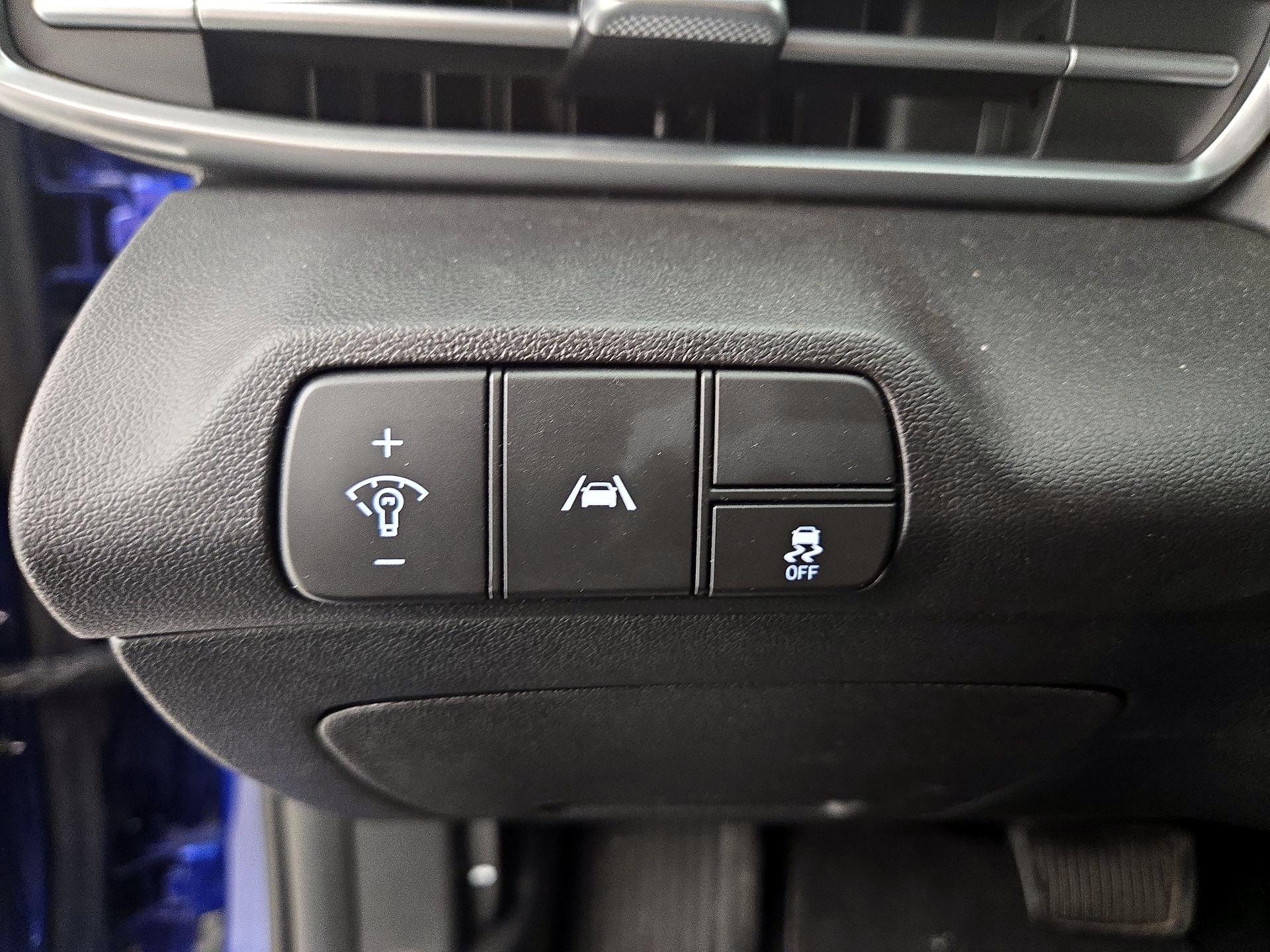 Thumbnail: 2023 Hyundai Elantra - 13