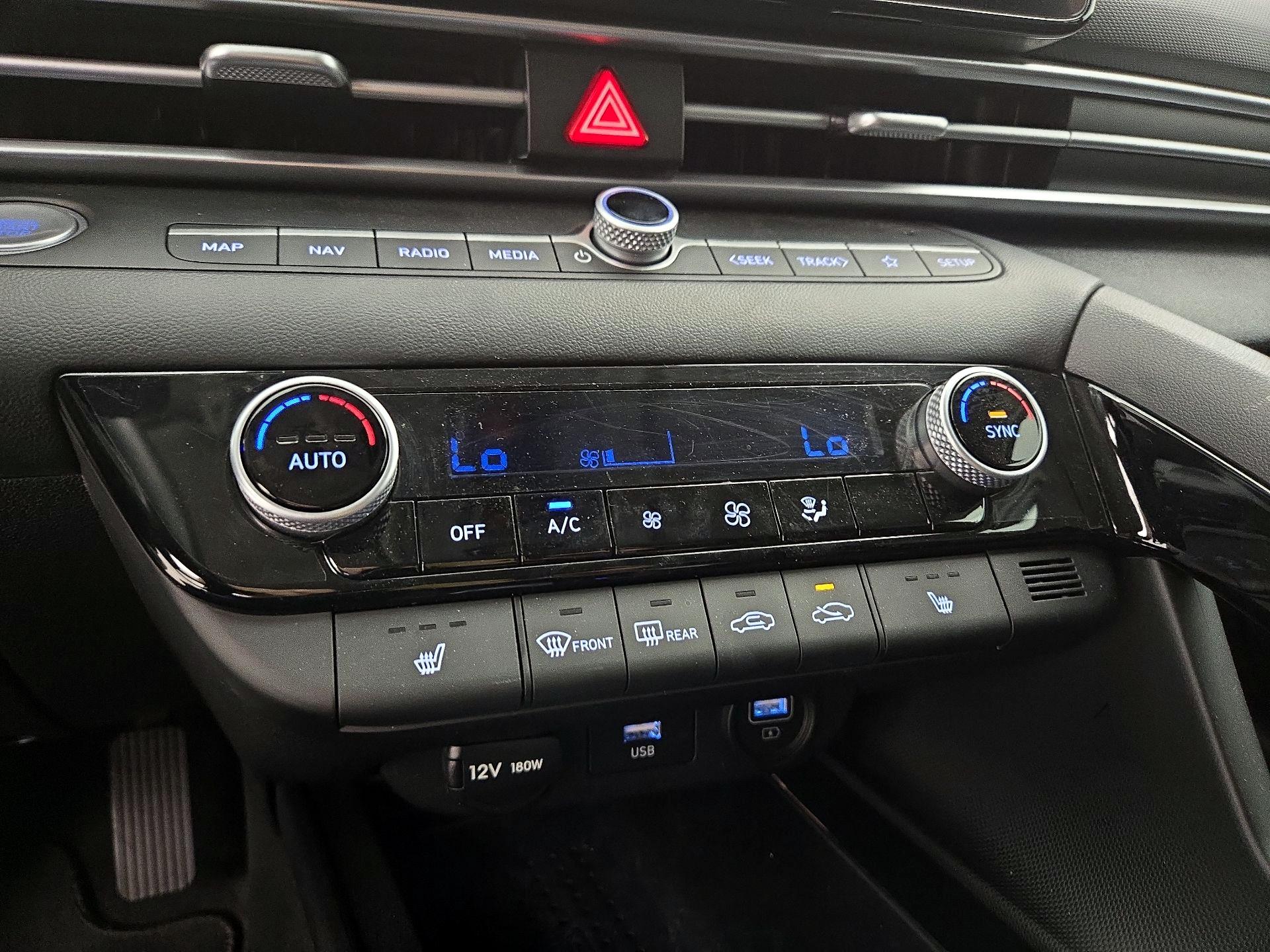 Thumbnail: 2023 Hyundai Elantra - 17