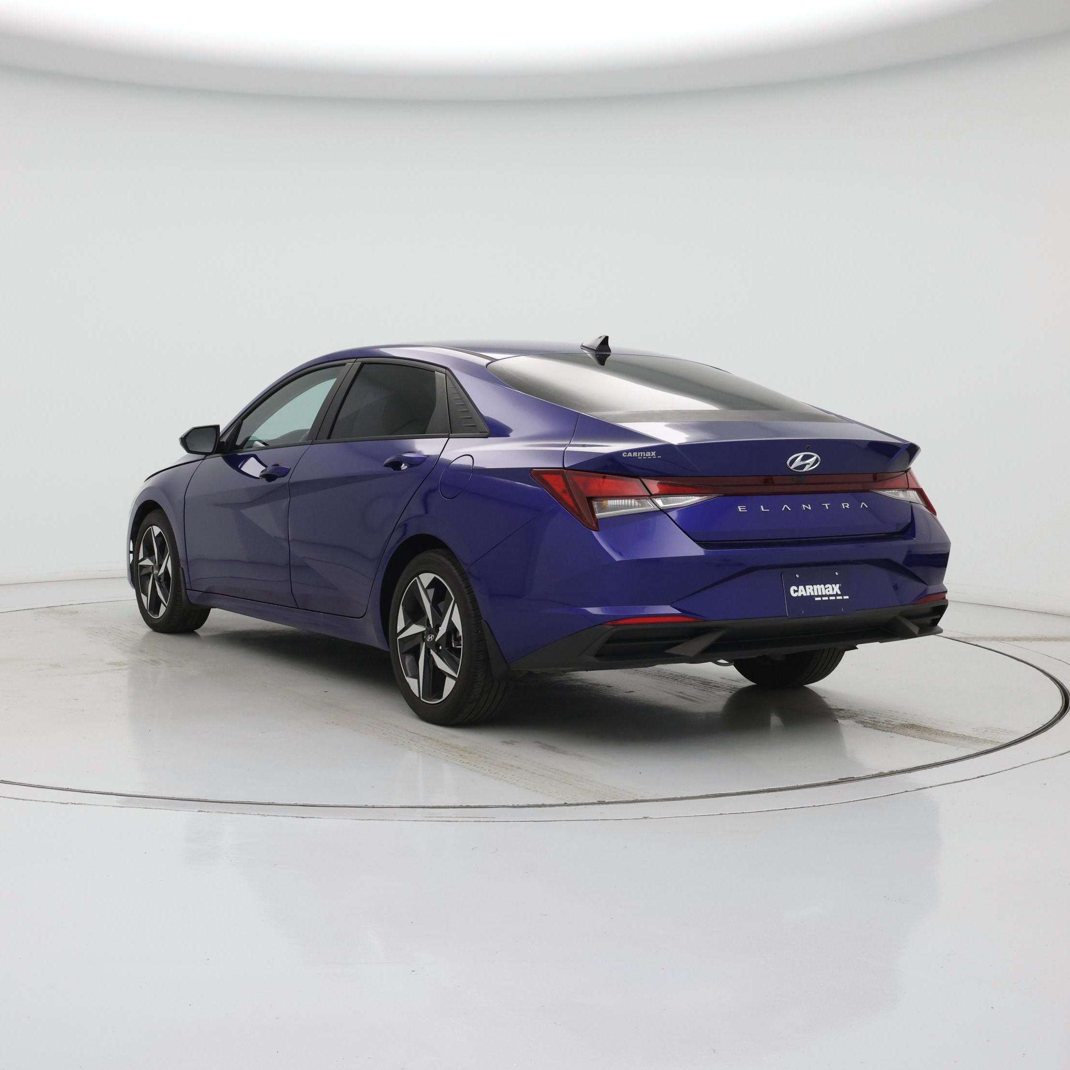 Thumbnail: 2023 Hyundai Elantra - 2