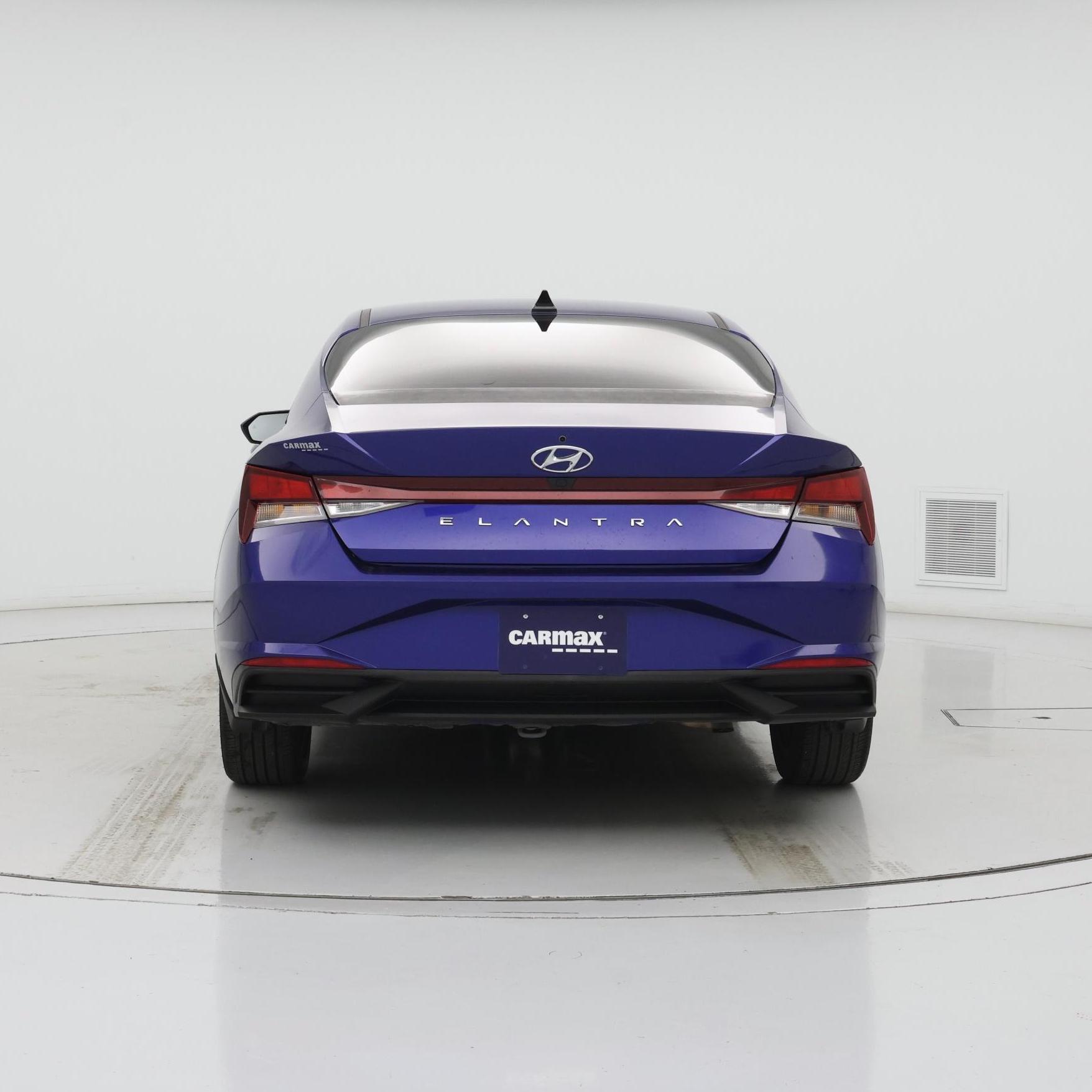 Thumbnail: 2023 Hyundai Elantra - 6