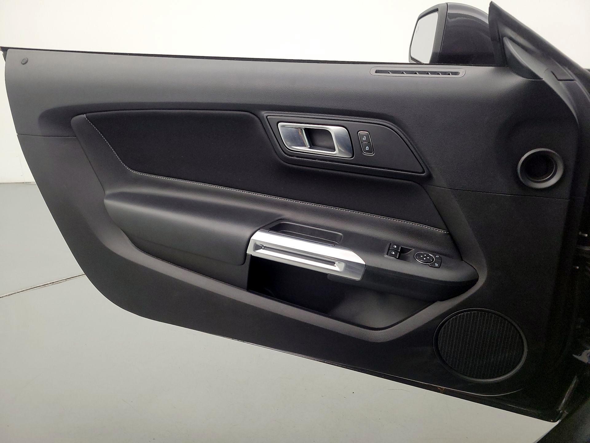 Thumbnail: 2022 Ford Mustang - 12