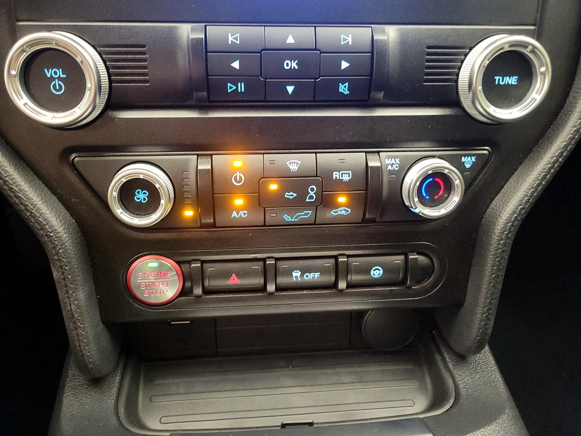 Thumbnail: 2022 Ford Mustang - 16