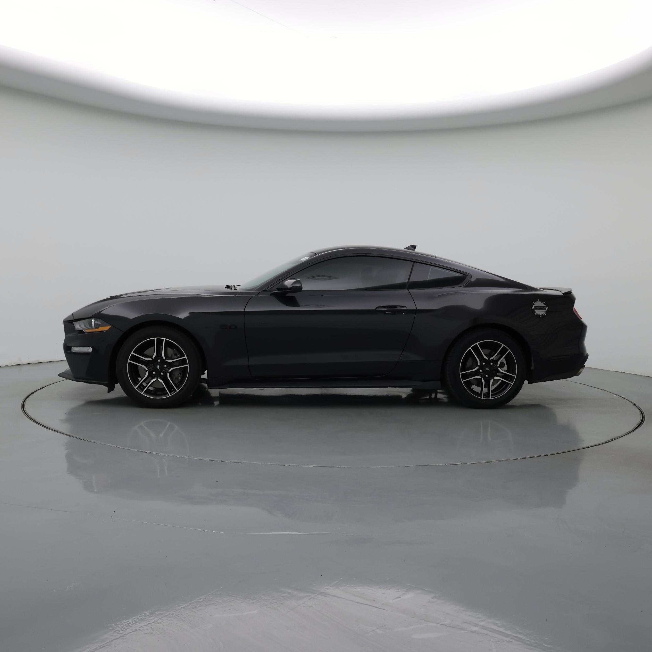 Thumbnail: 2022 Ford Mustang - 3
