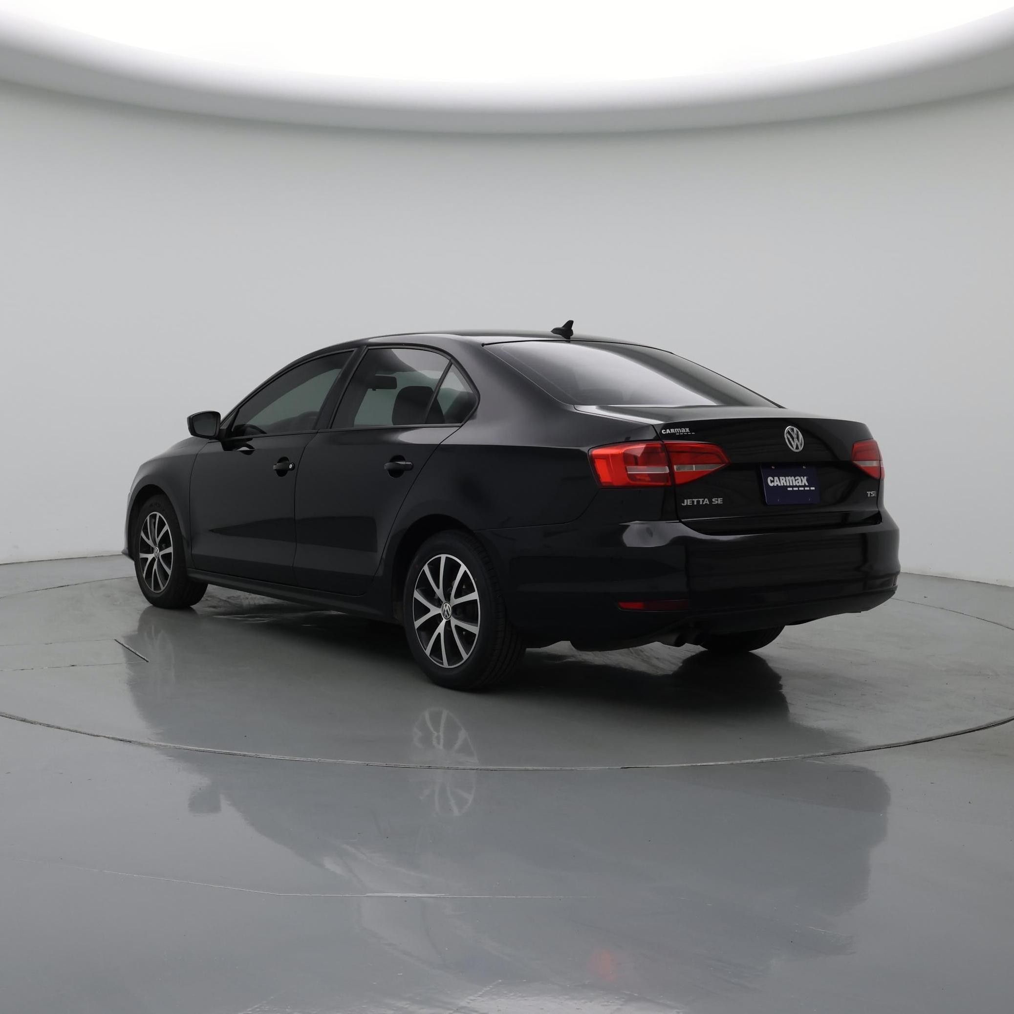 Thumbnail: 2015 Volkswagen Jetta - 2