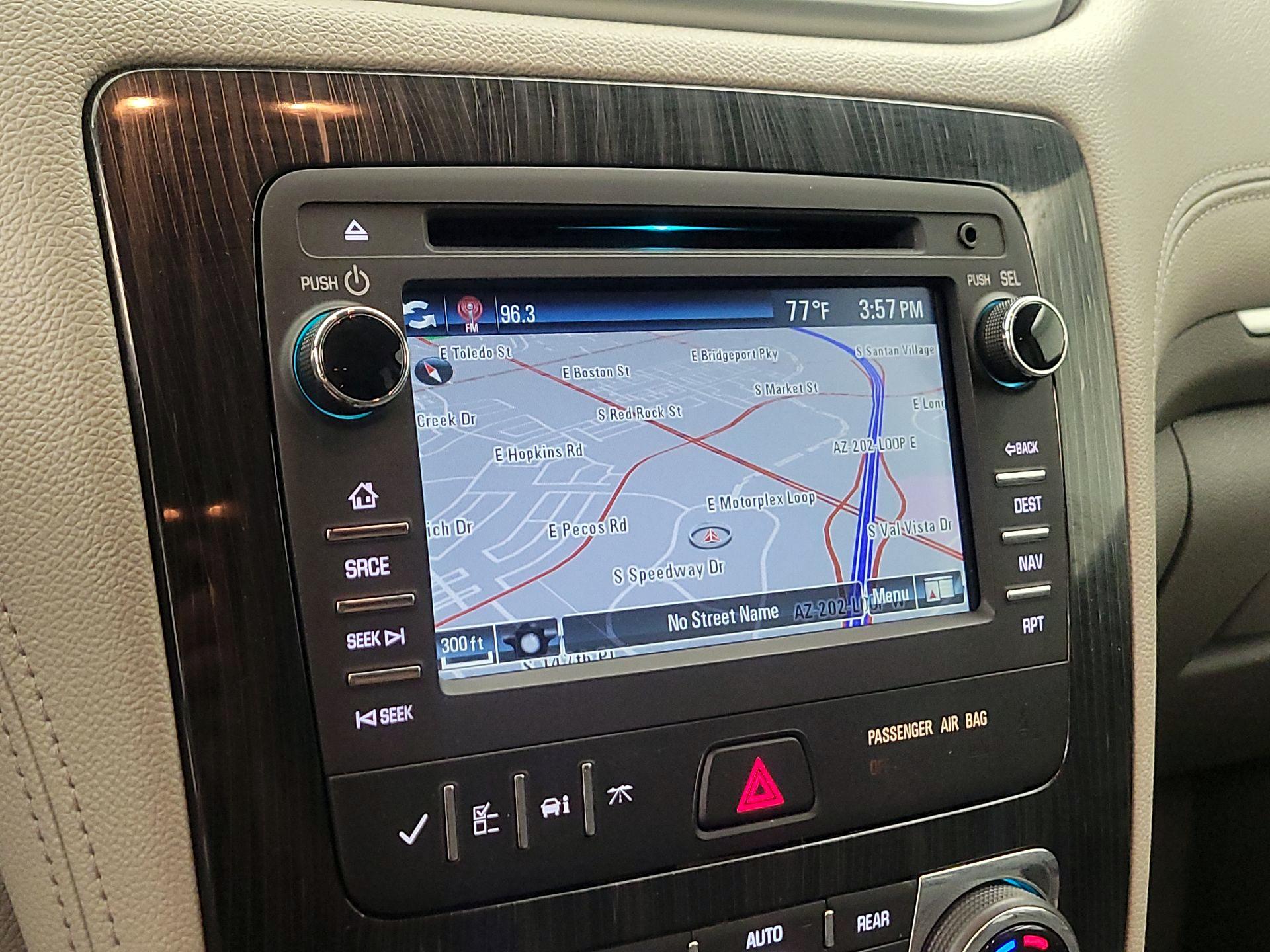 Thumbnail: 2015 Chevrolet Traverse - 14