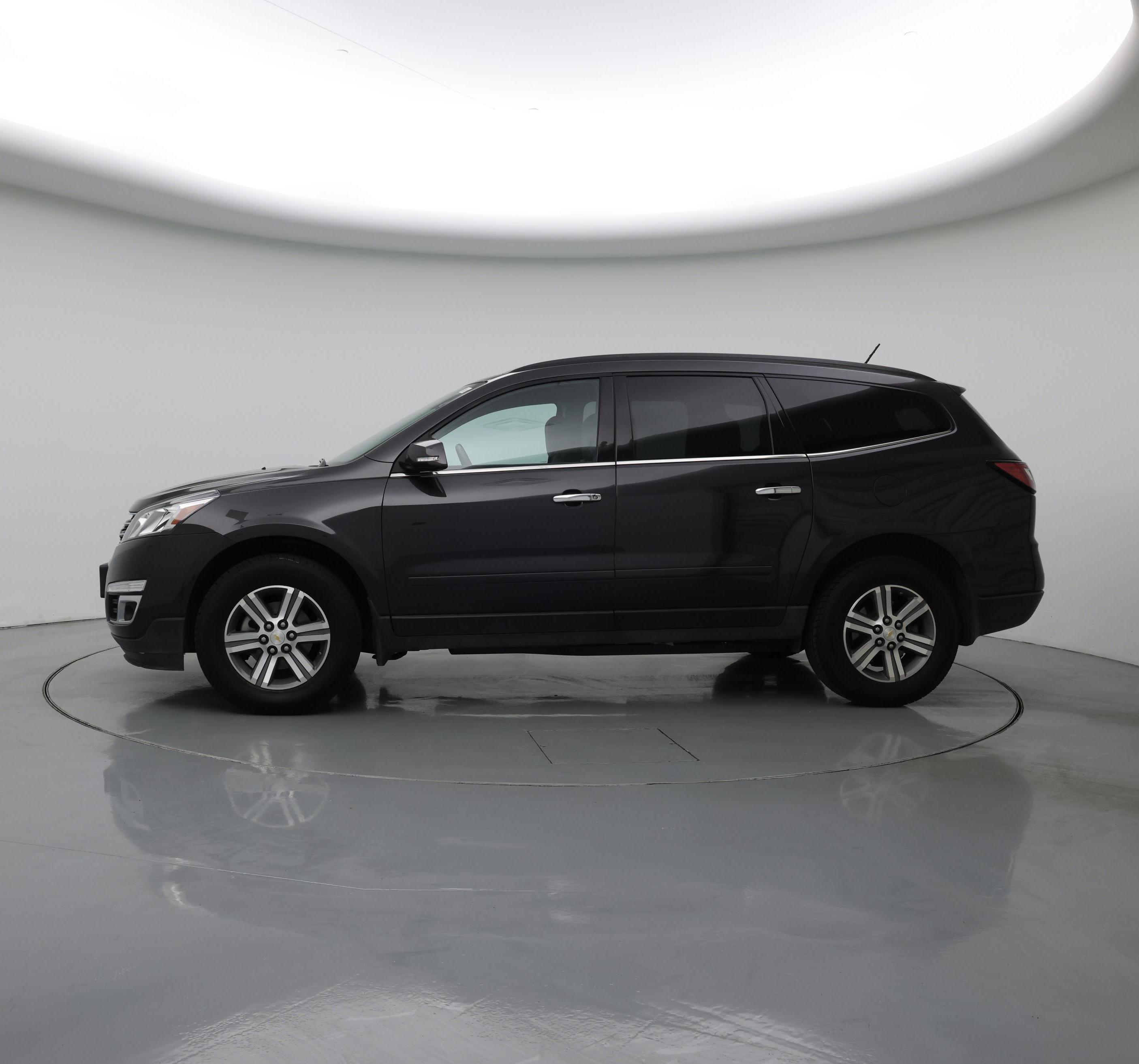 Thumbnail: 2015 Chevrolet Traverse - 3