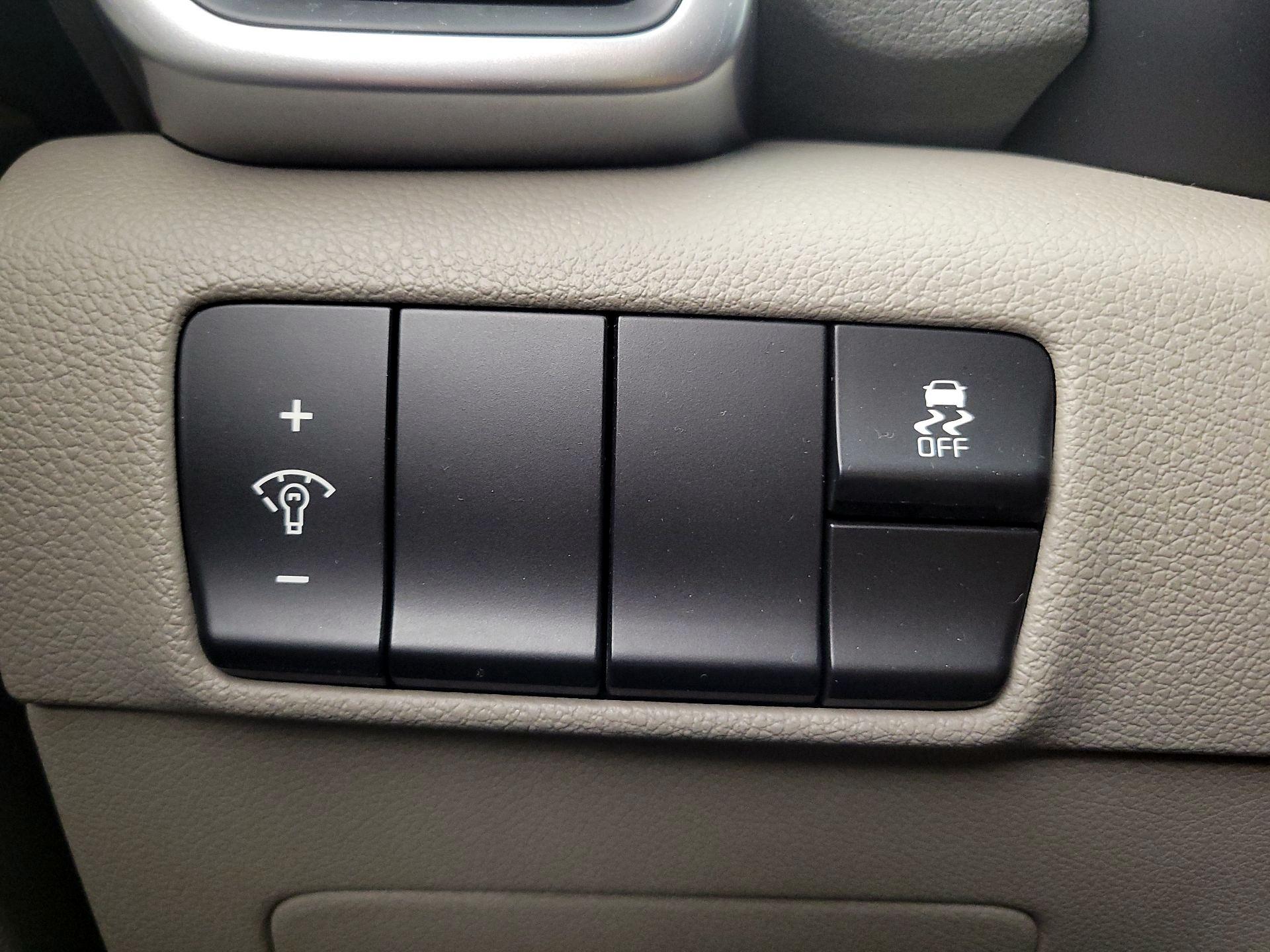 Thumbnail: 2019 Kia Sportage - 13