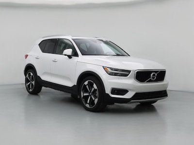 2021 Volvo XC40 T5 Momentum