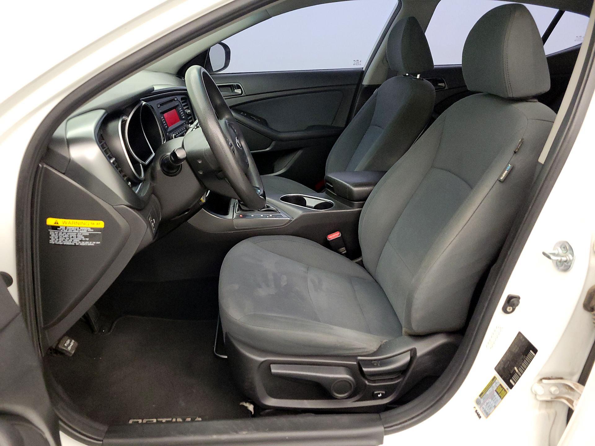 Thumbnail: 2015 Kia Optima - 11