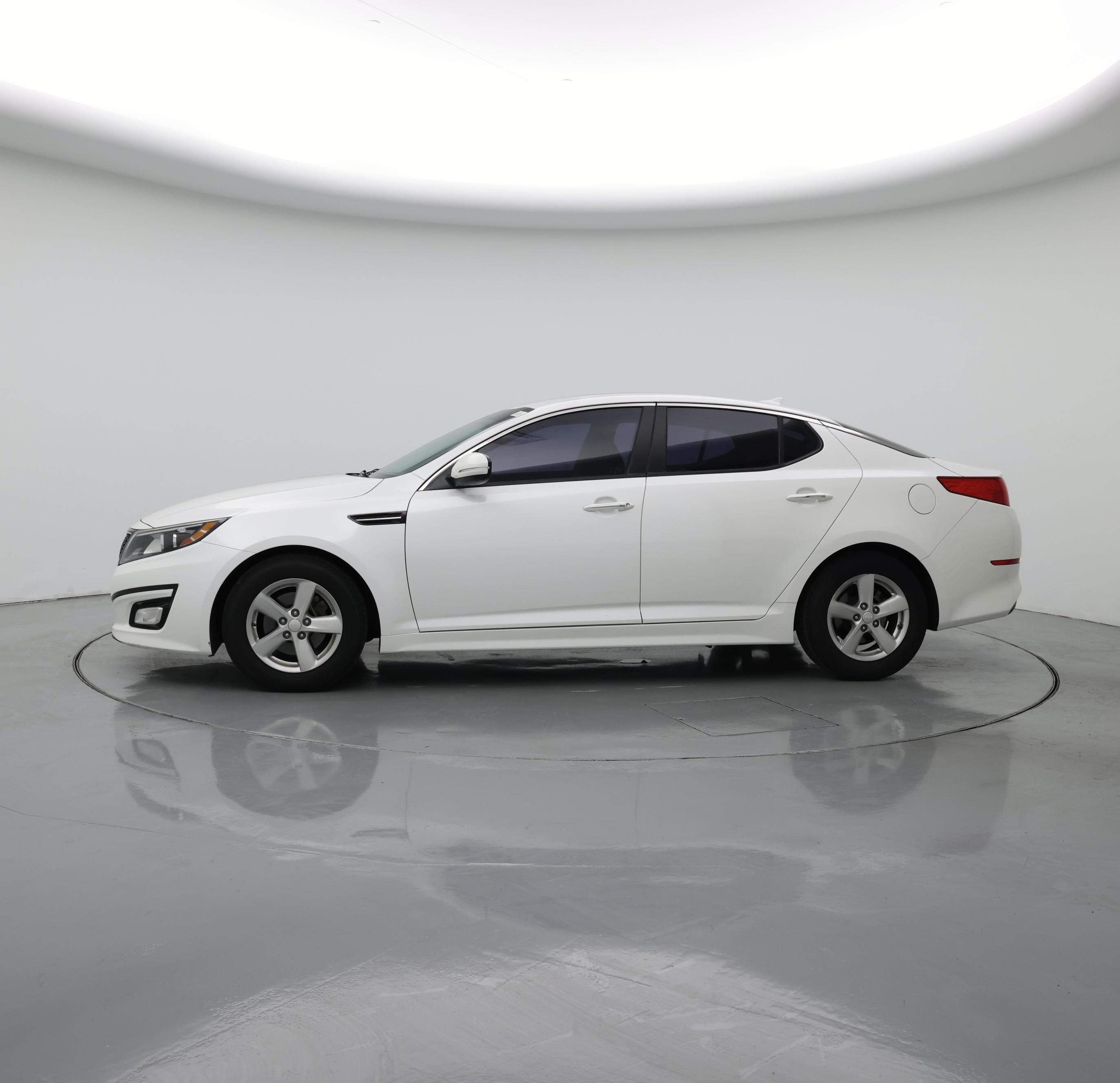 Thumbnail: 2015 Kia Optima - 3