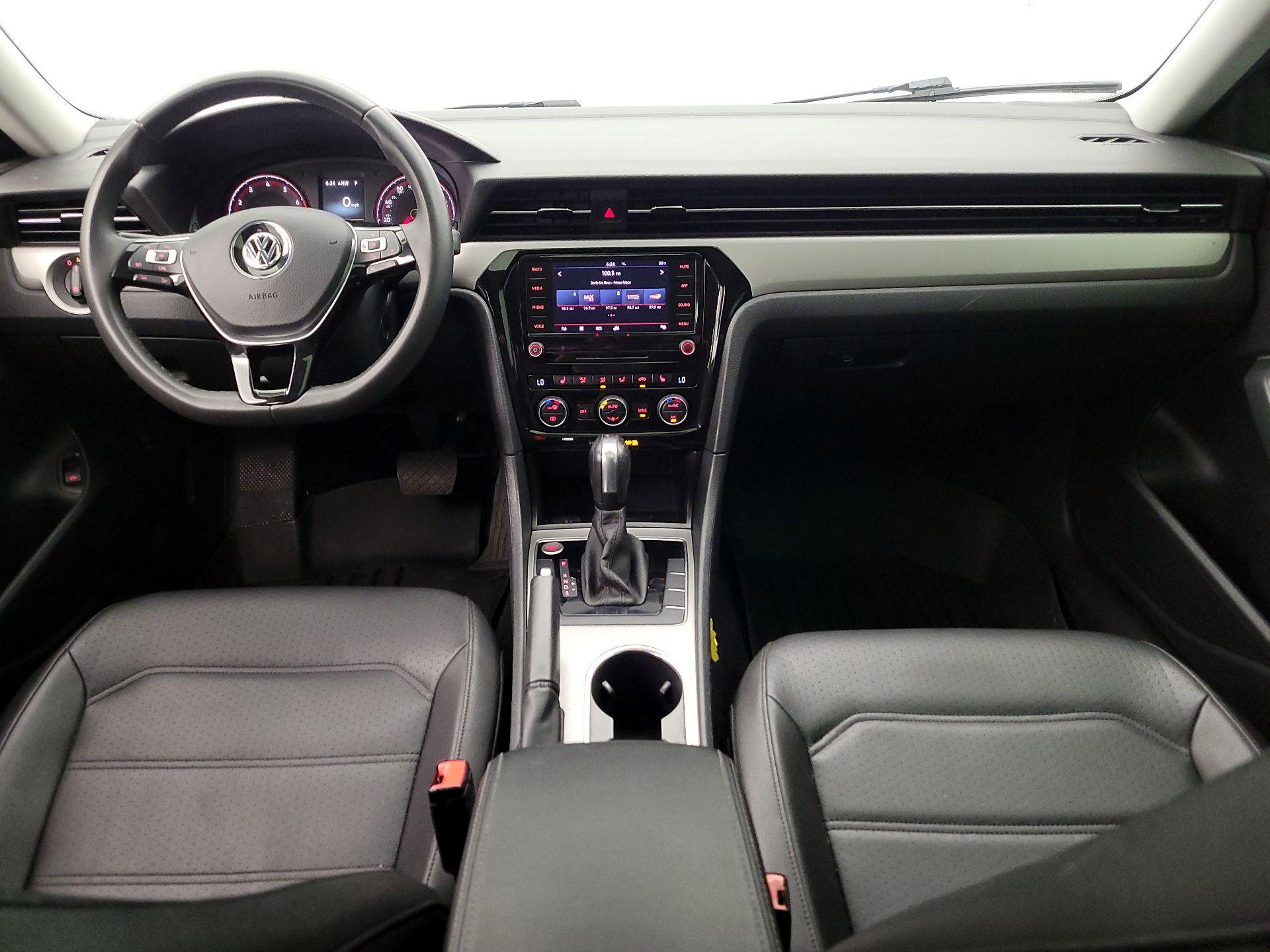 Thumbnail: 2021 Volkswagen Passat - 9