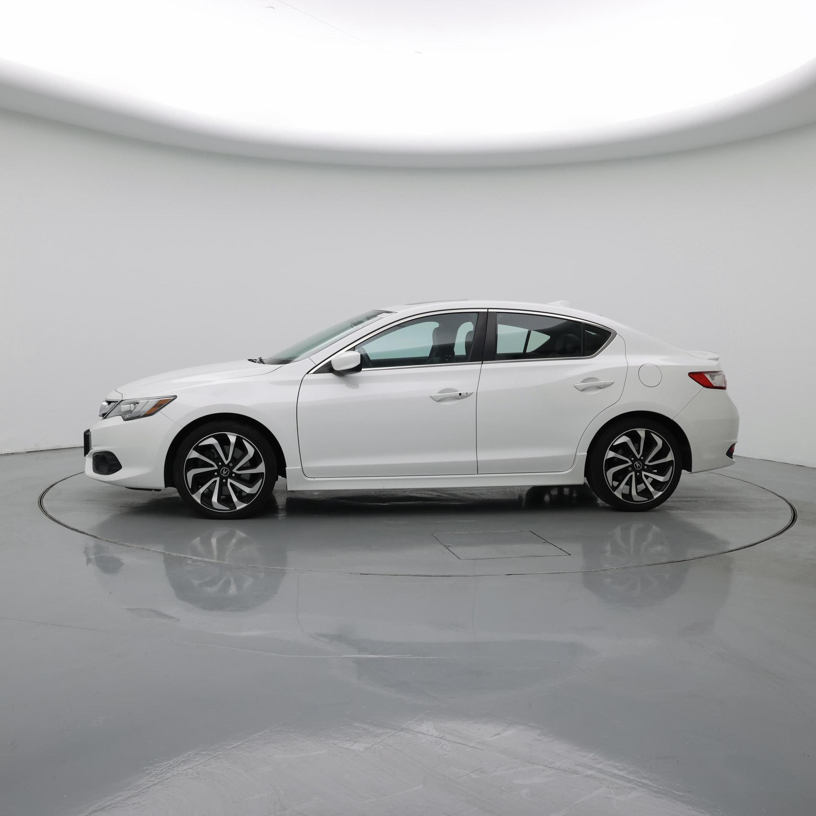 Thumbnail: 2016 Acura ILX - 3