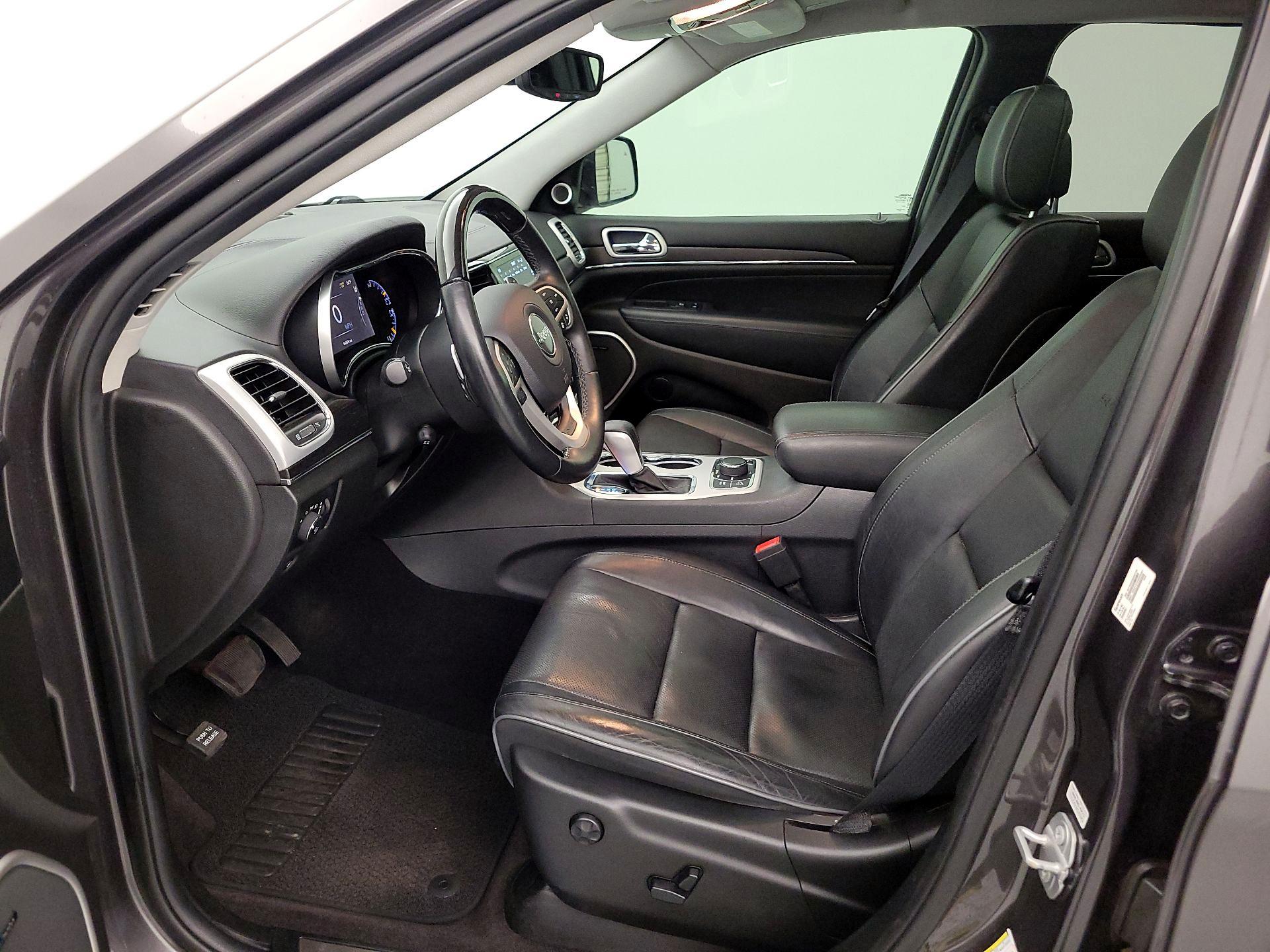 Thumbnail: 2019 Jeep Grand Cherokee - 11