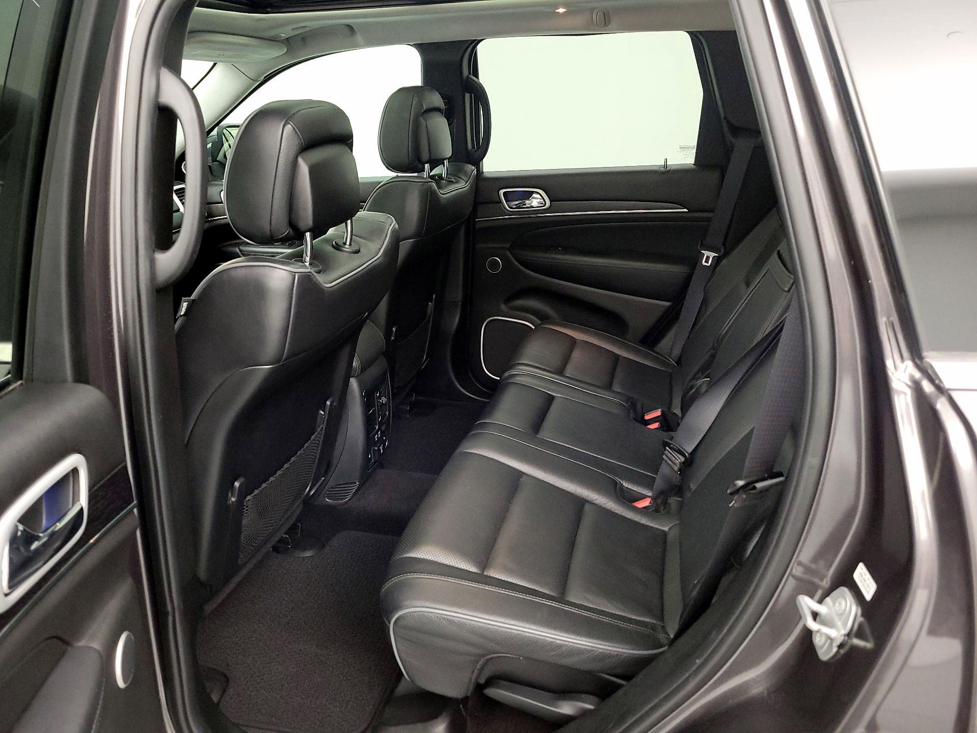 Thumbnail: 2019 Jeep Grand Cherokee - 20