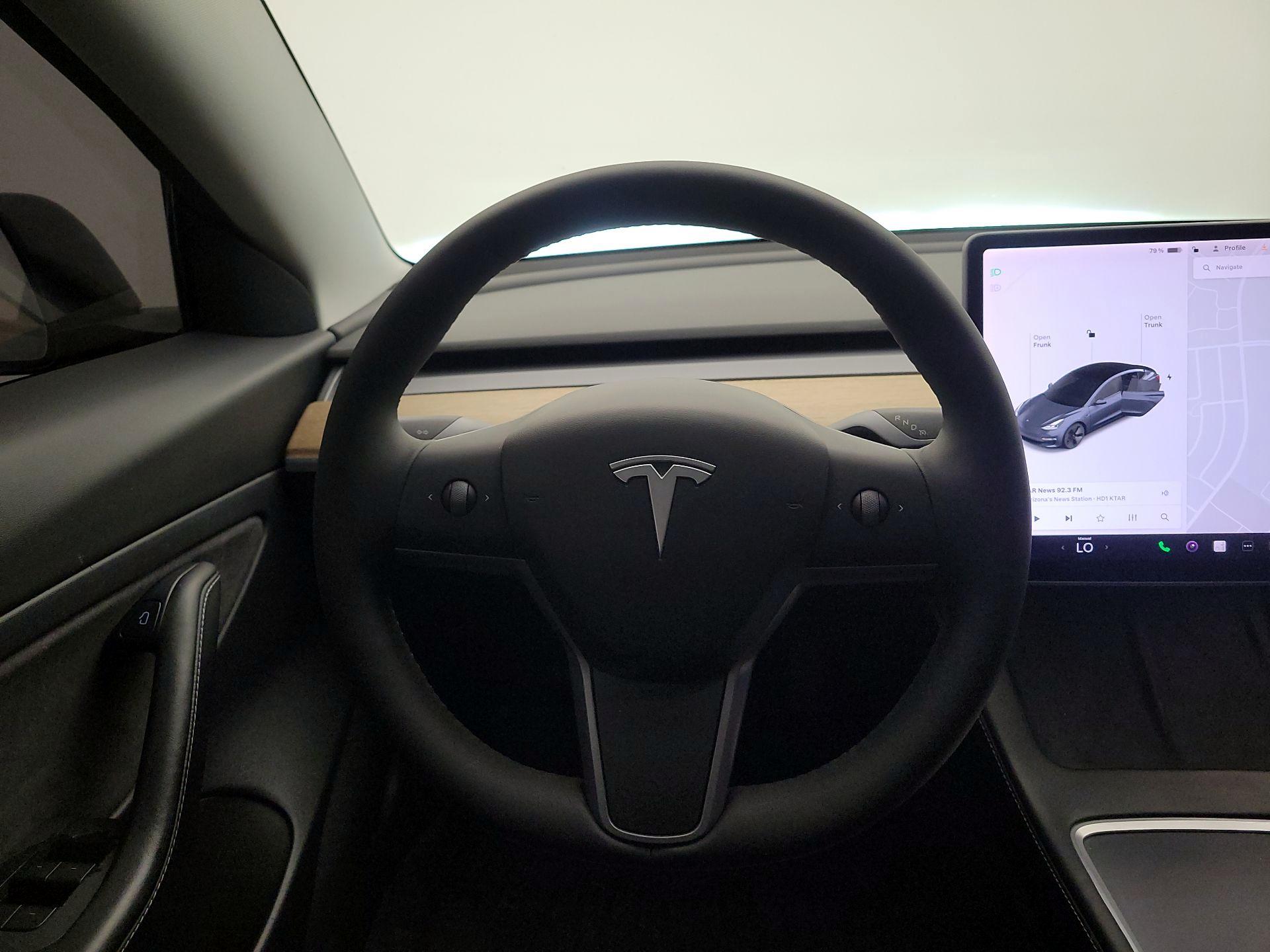 Thumbnail: 2021 Tesla Model 3 - 10