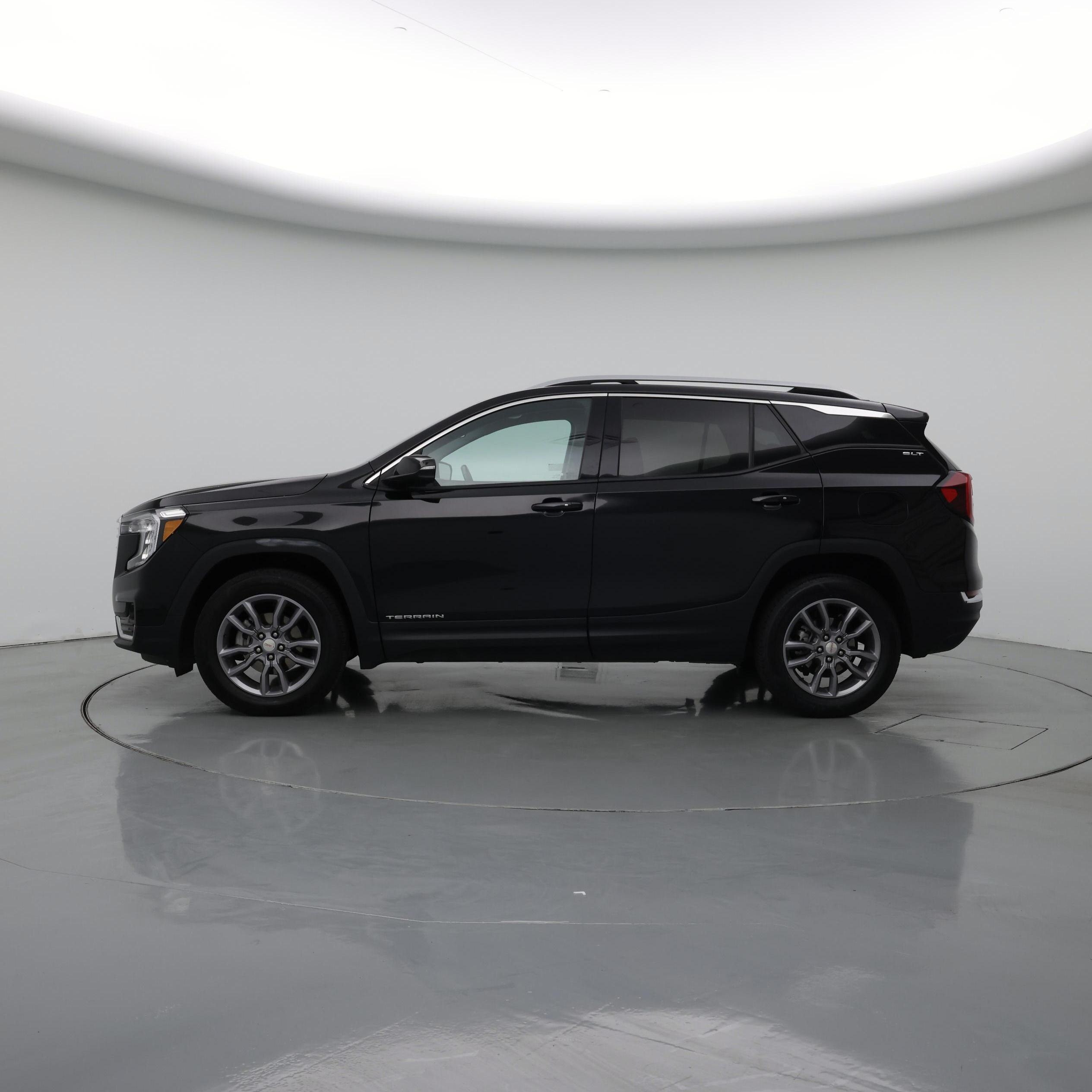 Thumbnail: 2024 GMC Terrain - 3