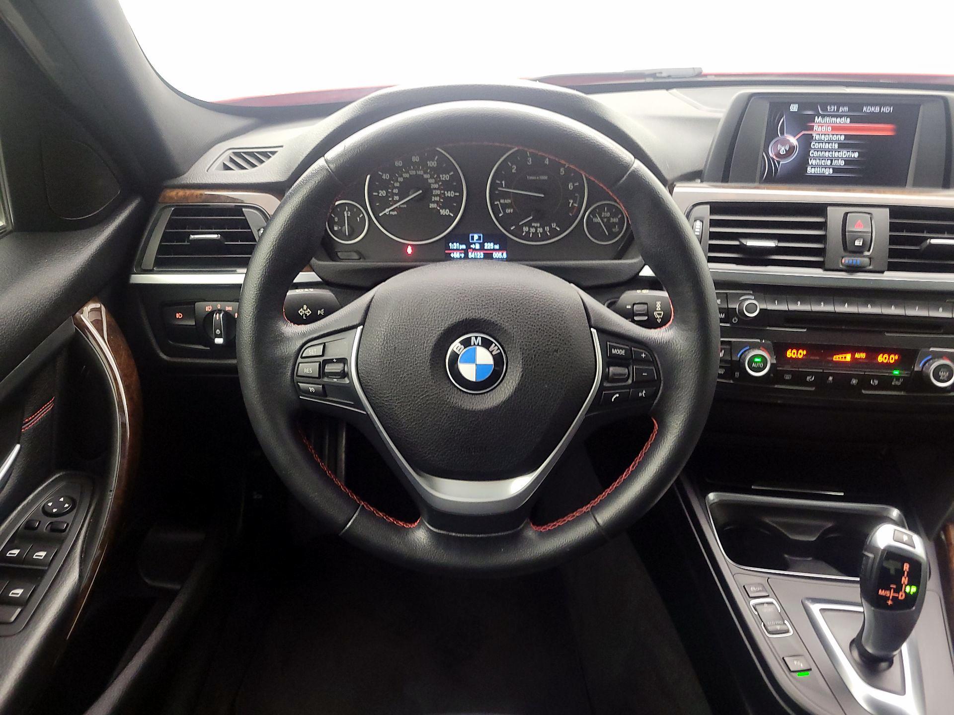 Thumbnail: 2015 BMW 3 Series - 10