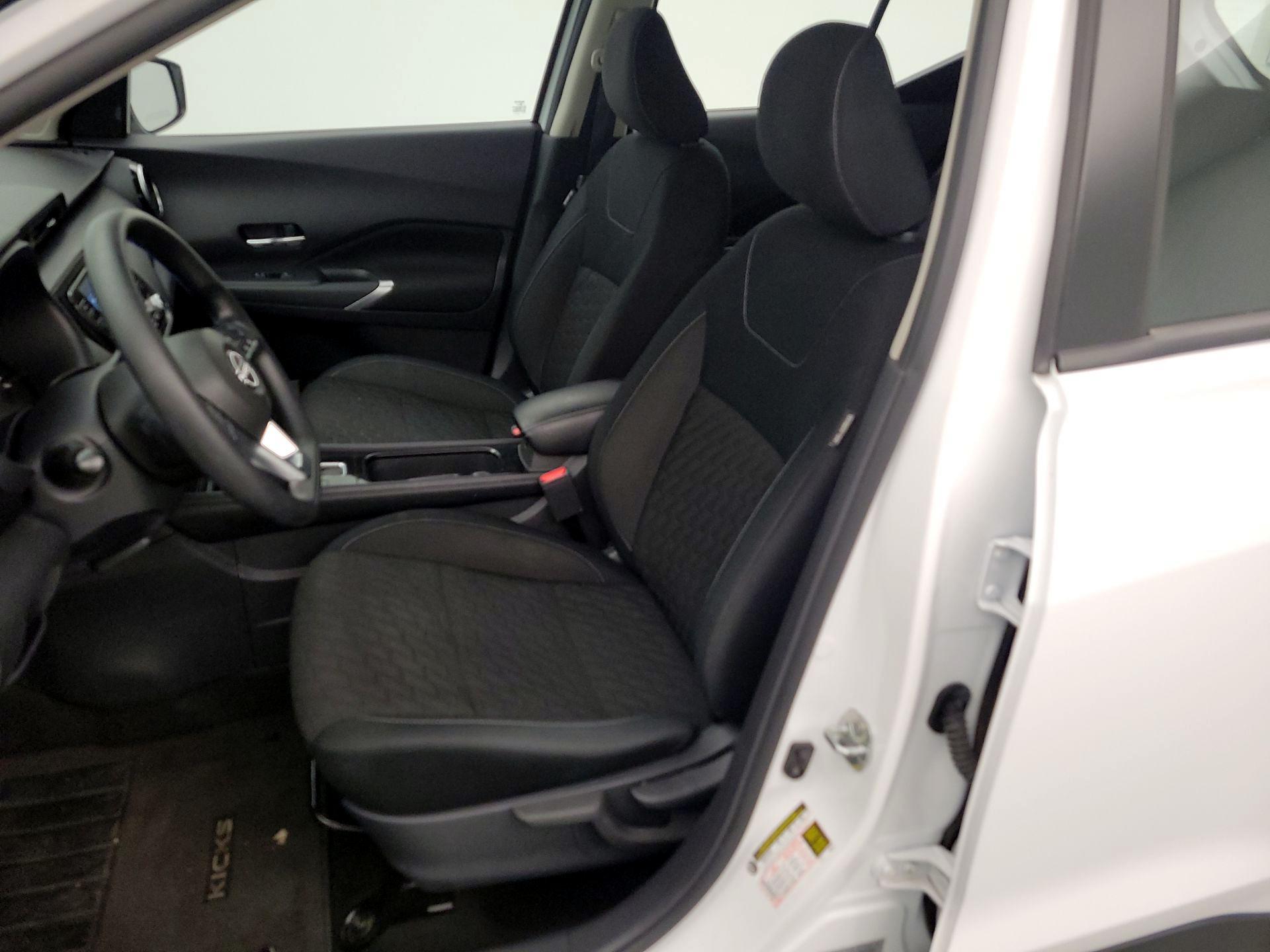 Thumbnail: 2023 Nissan Kicks - 11